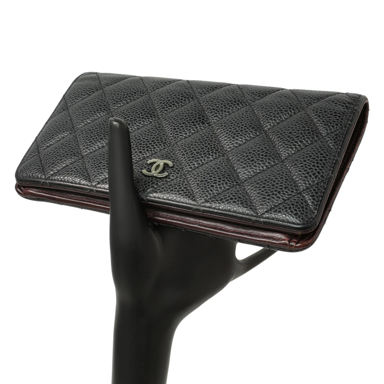 Chanel Black Quilted Caviar Yen Wallet - Image 18