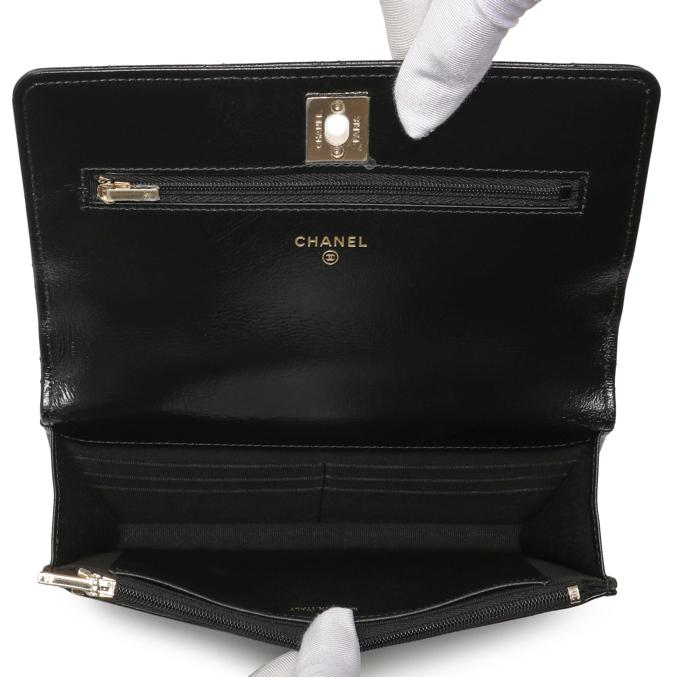 Chanel Black Quilted Crumpled Lambskin Pearl Top Handle Wallet on Chain WOC - Image 4