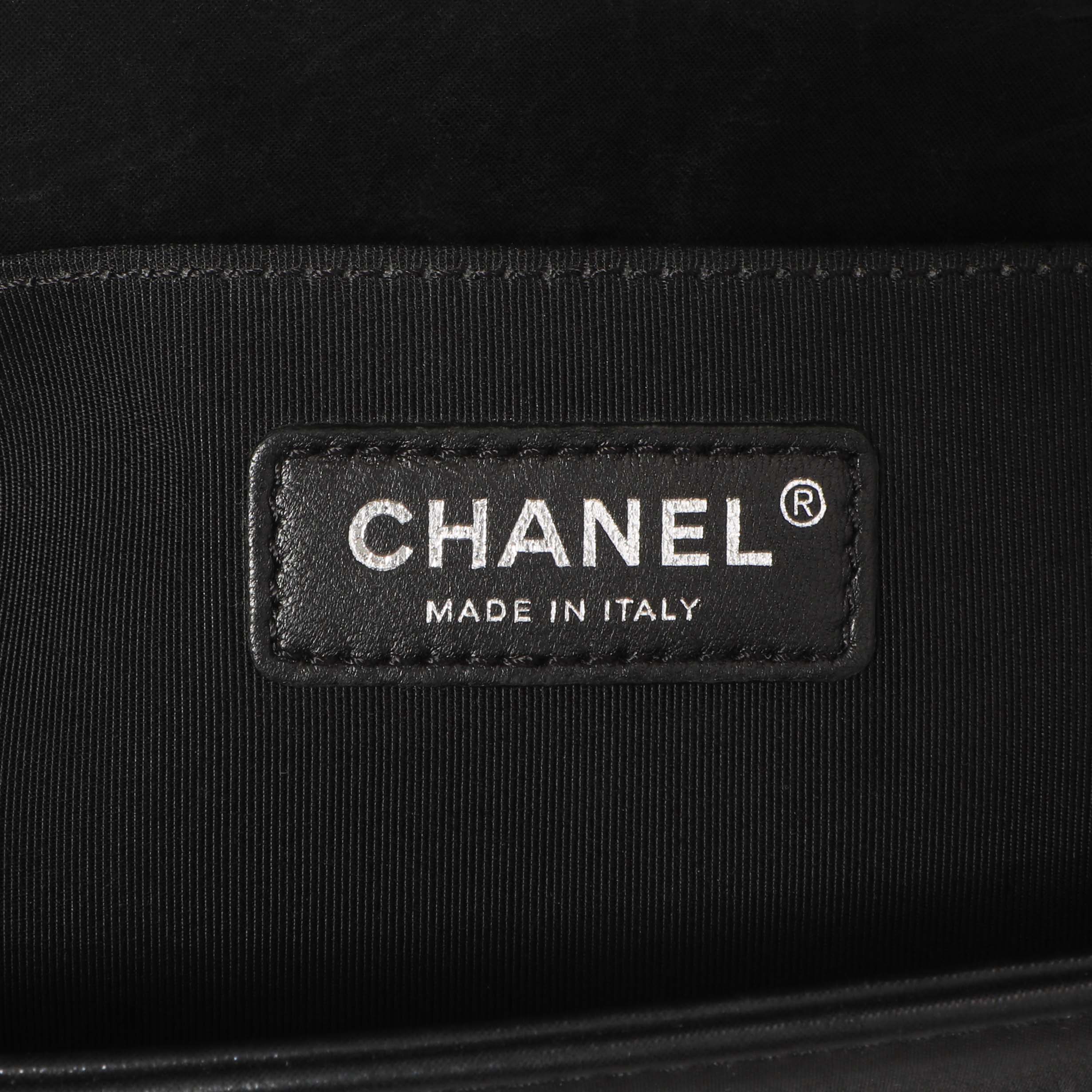 Chanel Black Quilted Iridescent Calfskin Embellished Double Stitch Medium Boy Bag - Image 9