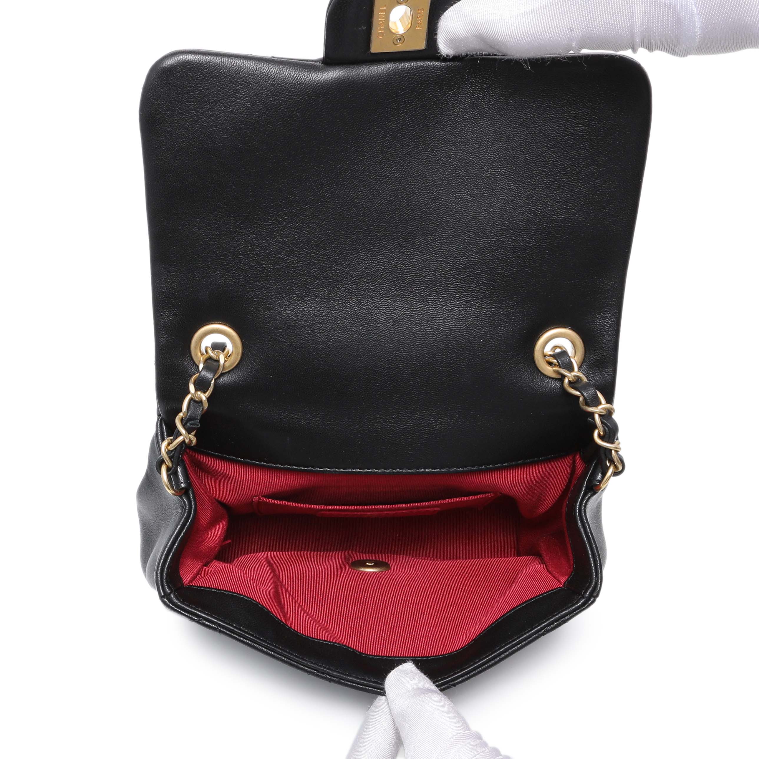 Chanel Black Quilted Lambskin In The Loop Flap - Image 4