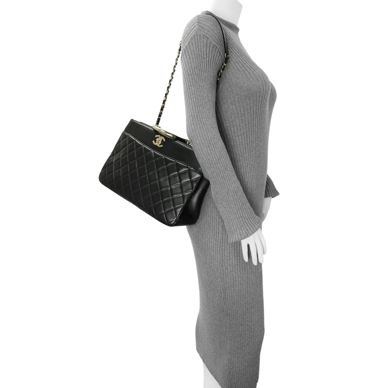 Chanel Black Quilted Lambskin Large Carry Chic Shopping Tote - Image 7
