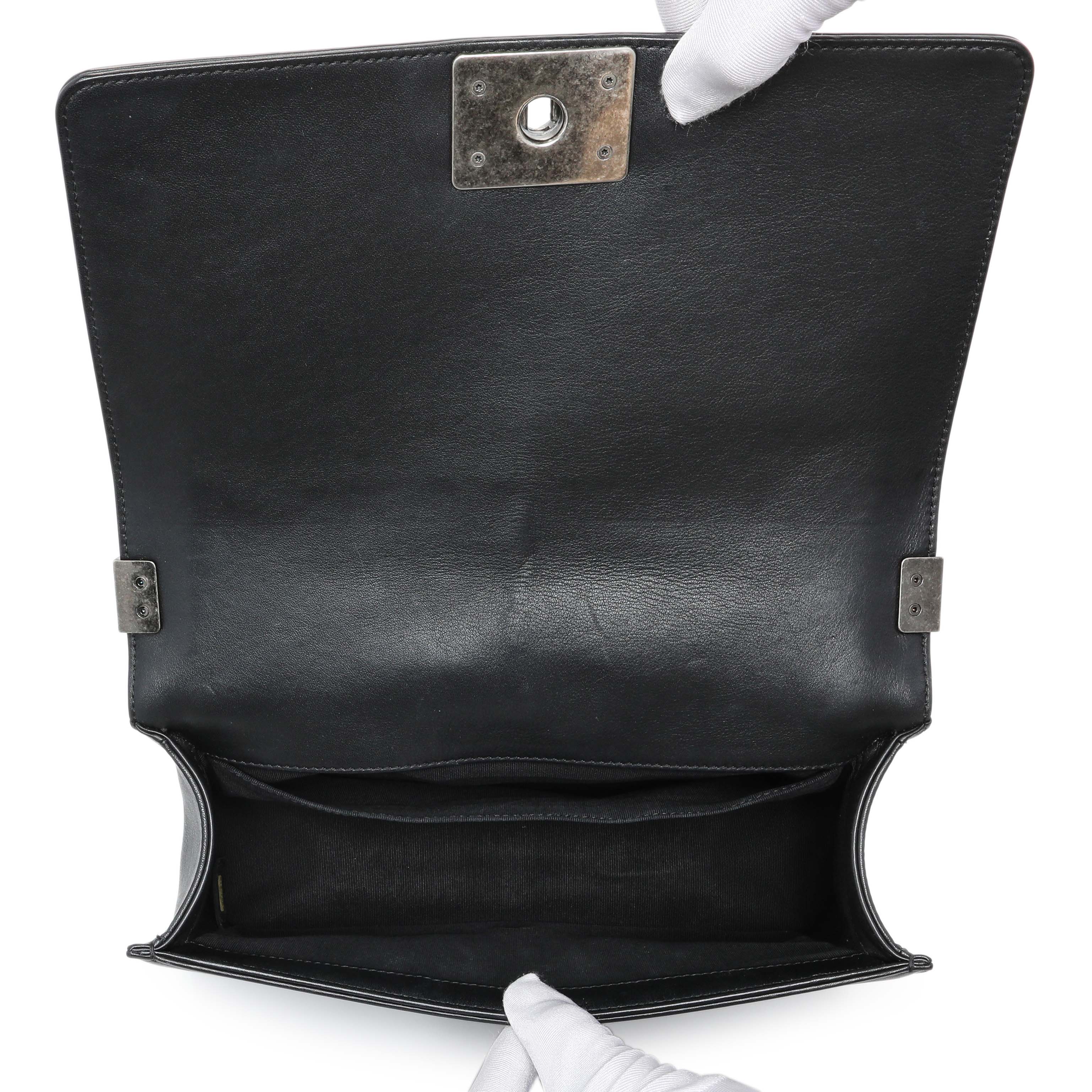 Chanel Black Quilted Lambskin Medium Boy Flap - Image 9