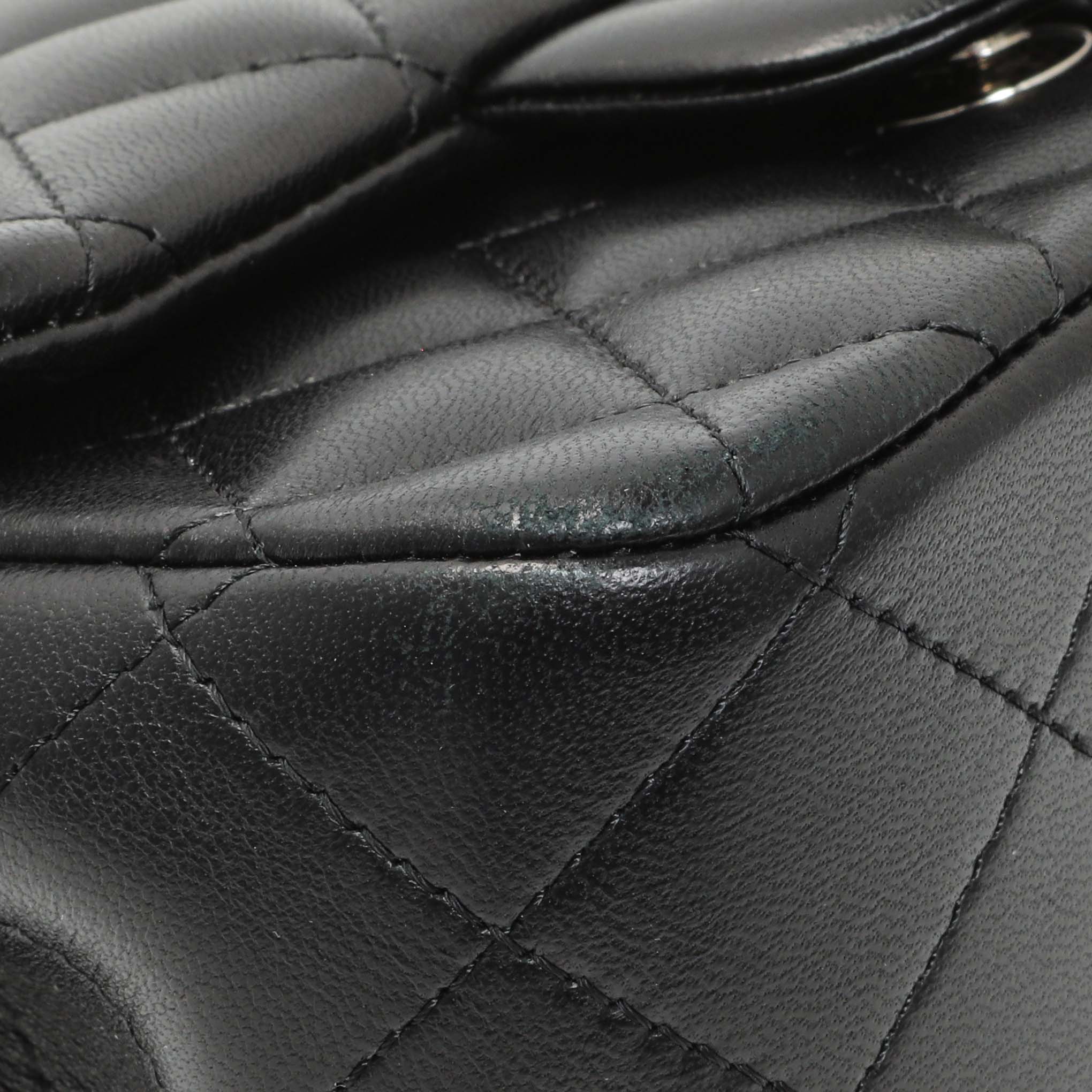 Chanel Black Quilted Lambskin Mini Square Flap - Image 4