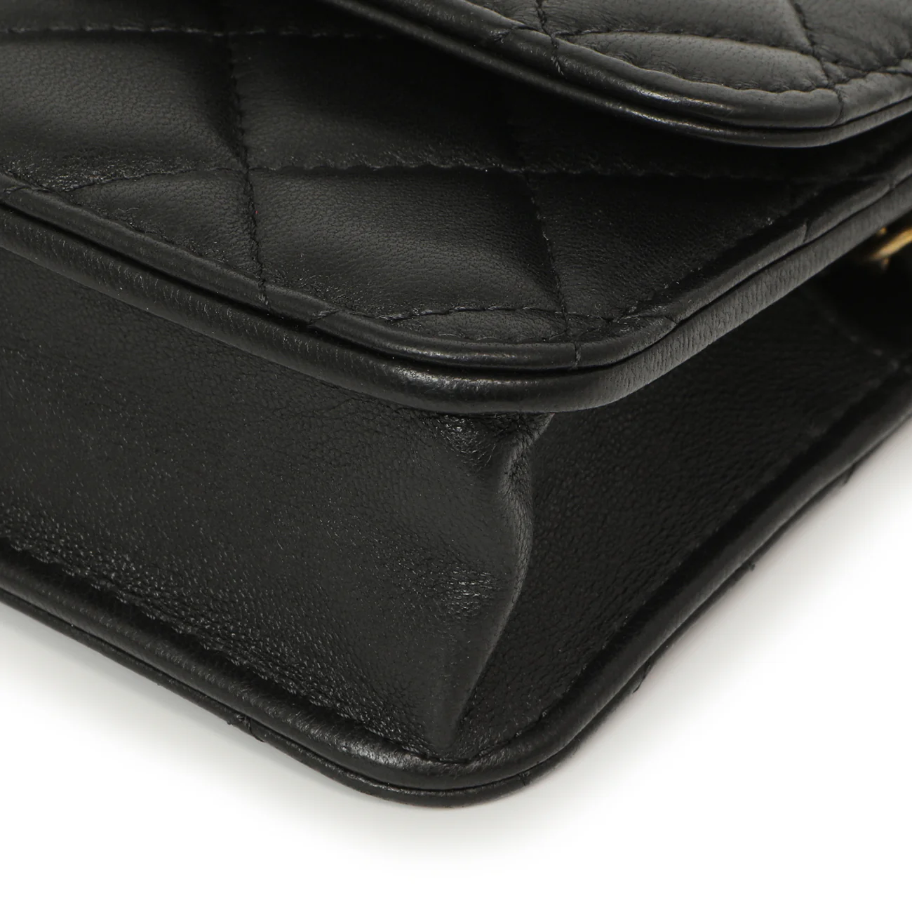 Chanel Black Quilted Lambskin Pearl Crush Clutch with Chain - Image 6