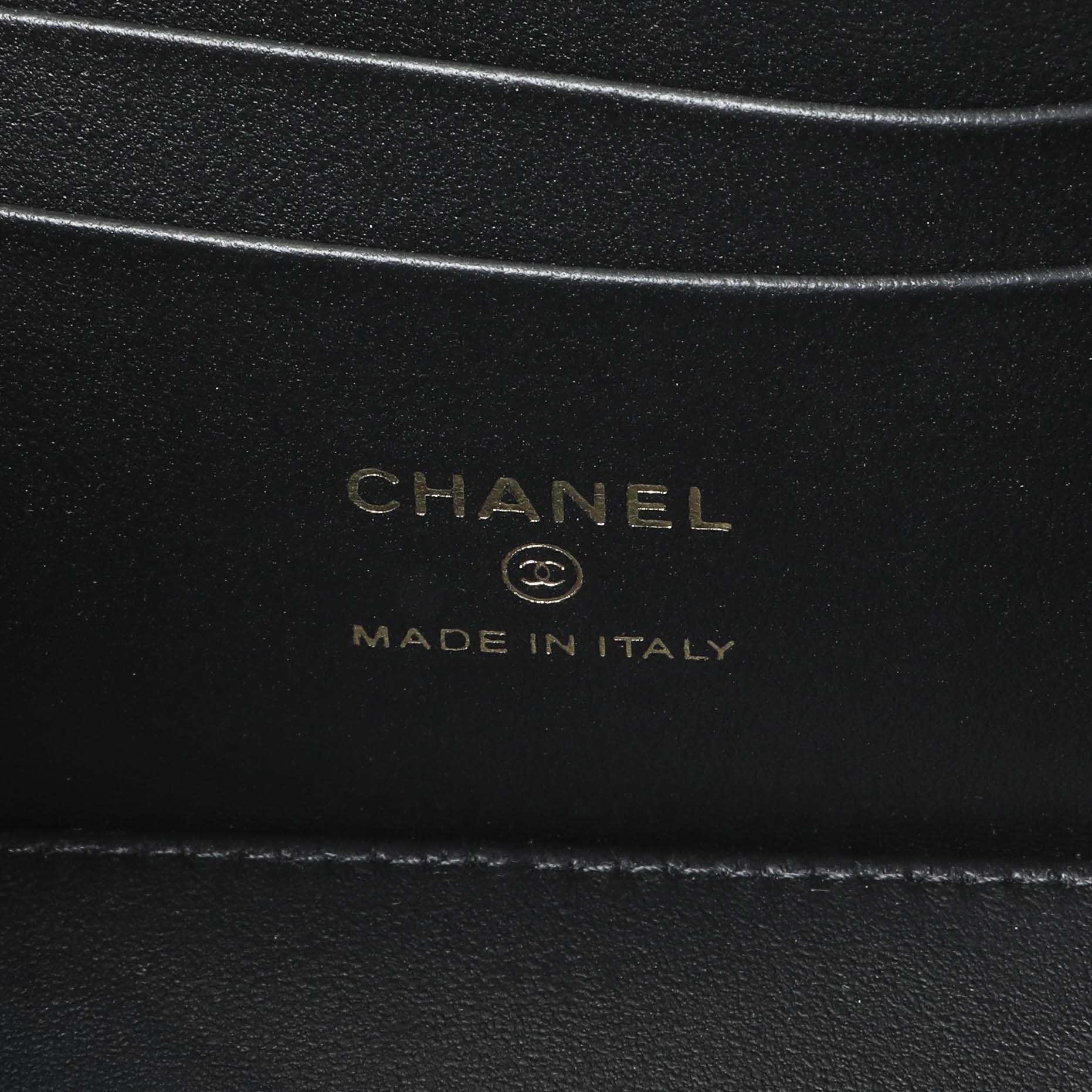 Chanel Black Quilted Lambskin Small Pillow Crush Vanity Case With Chain - Image 9