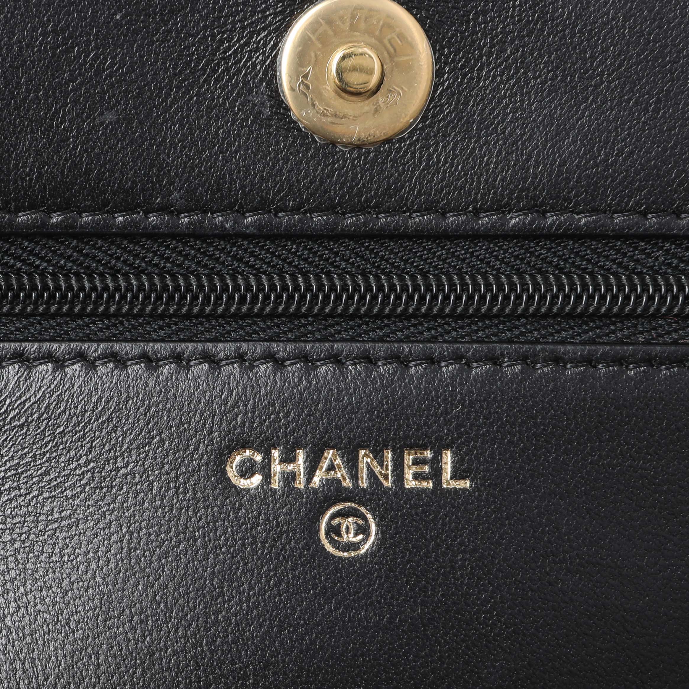 Chanel Black Quilted Lambskin Wallet on Chain - Image 5