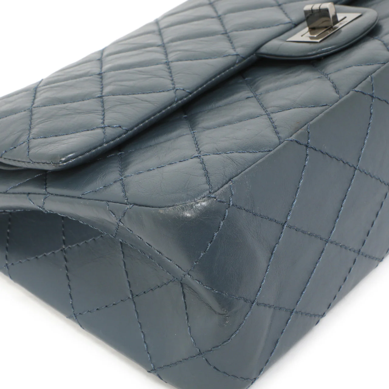 Chanel Blue Quilted Aged Calfskin 2.55 Reissue Double Flap 226 - Image 6
