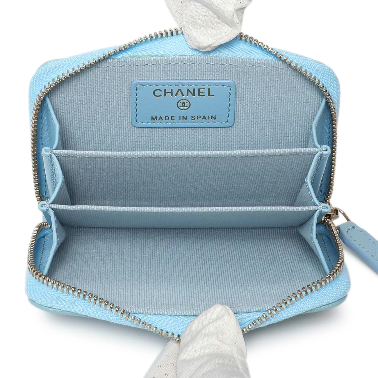 Chanel Blue Quilted Caviar Zip Coin Purse - Image 4