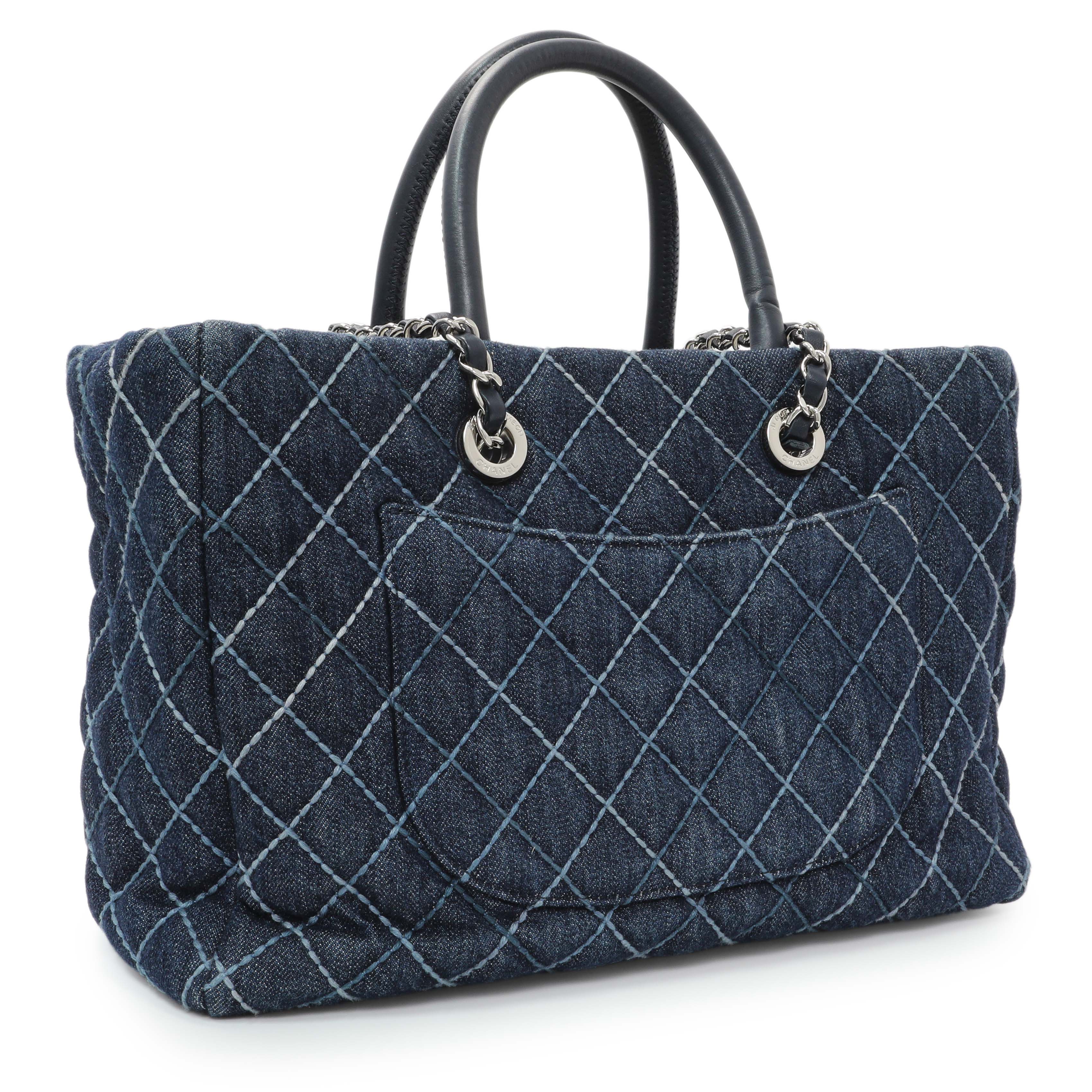 Chanel Blue Quilted Denim Coco Handle Shopping Tote - Image 2