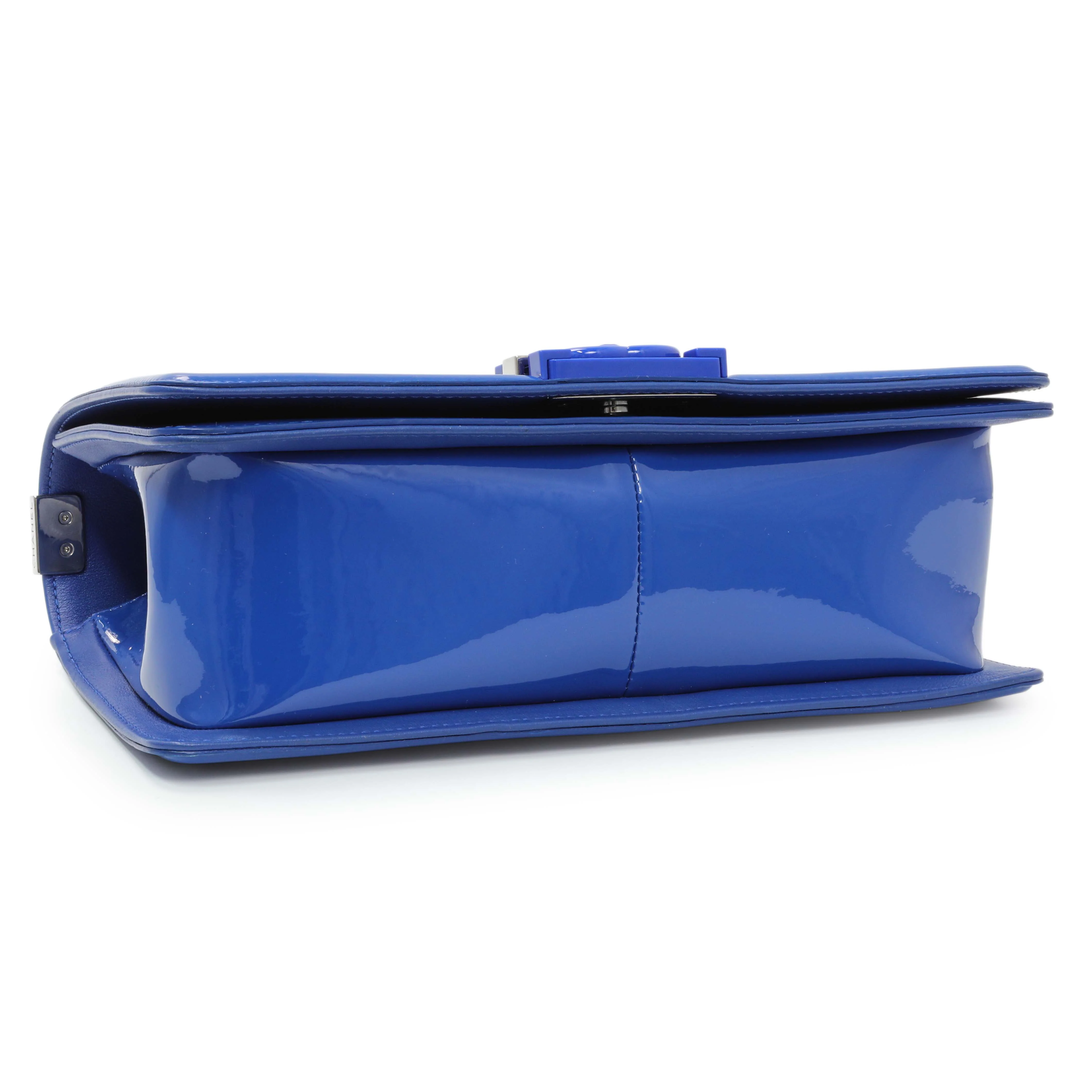 Chanel Blue Quilted Patent Medium Plexiglass Boy Flap - Image 3