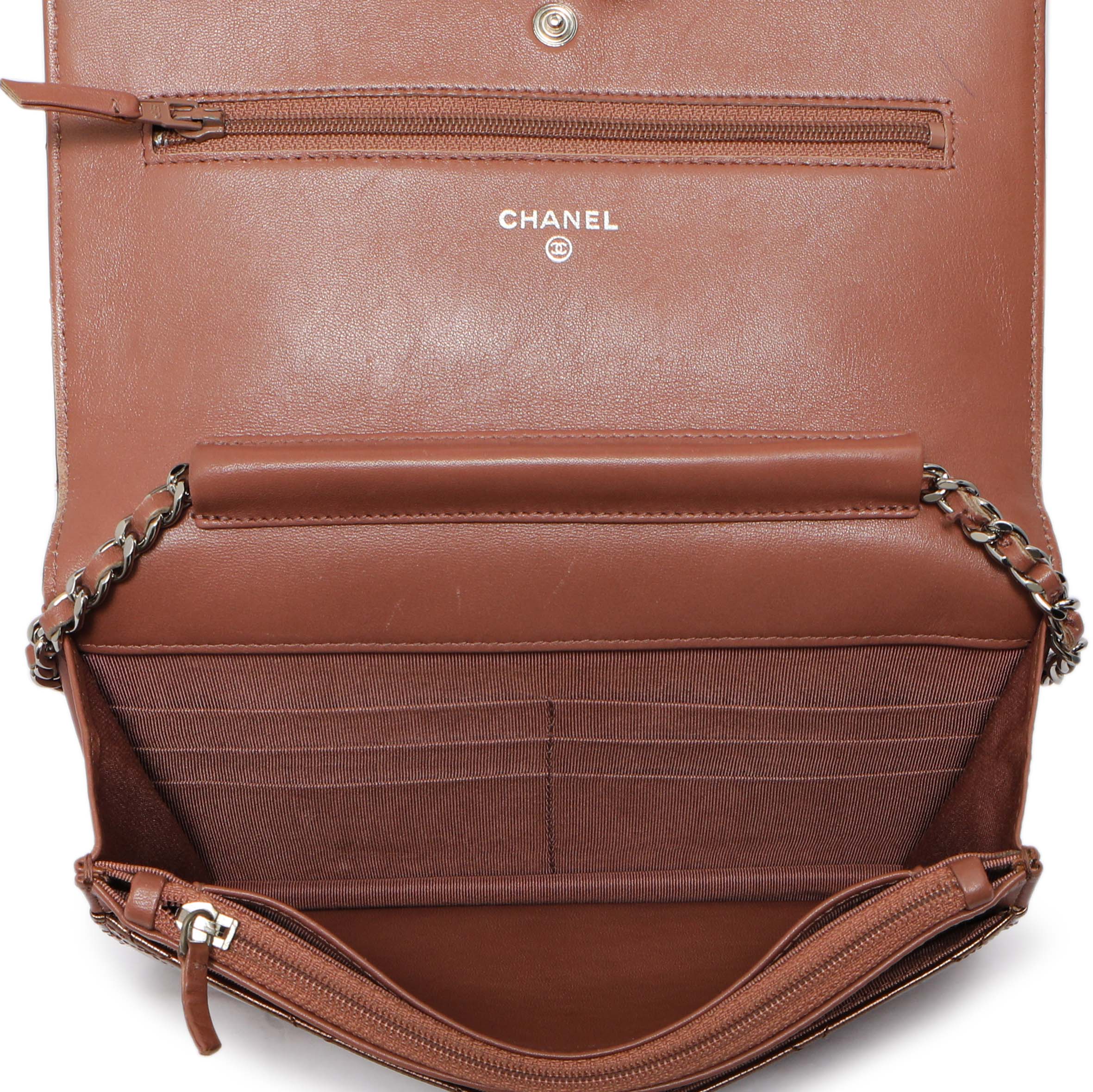 Chanel Bronze Striated Quilted Patent Wallet on Chain - Image 10
