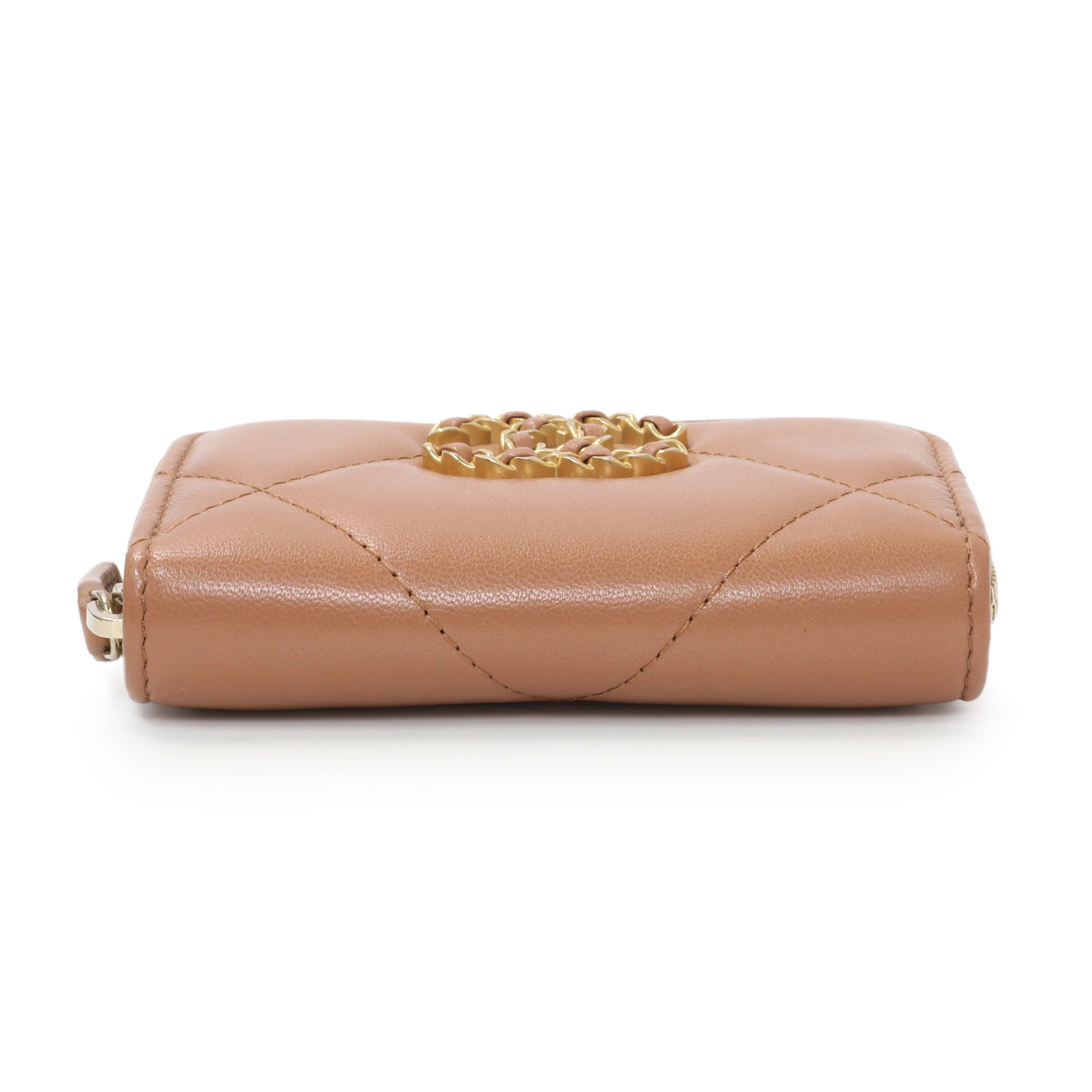 Chanel Brown Quilted Lambskin 19 Zip Around Coin Purse - Image 3