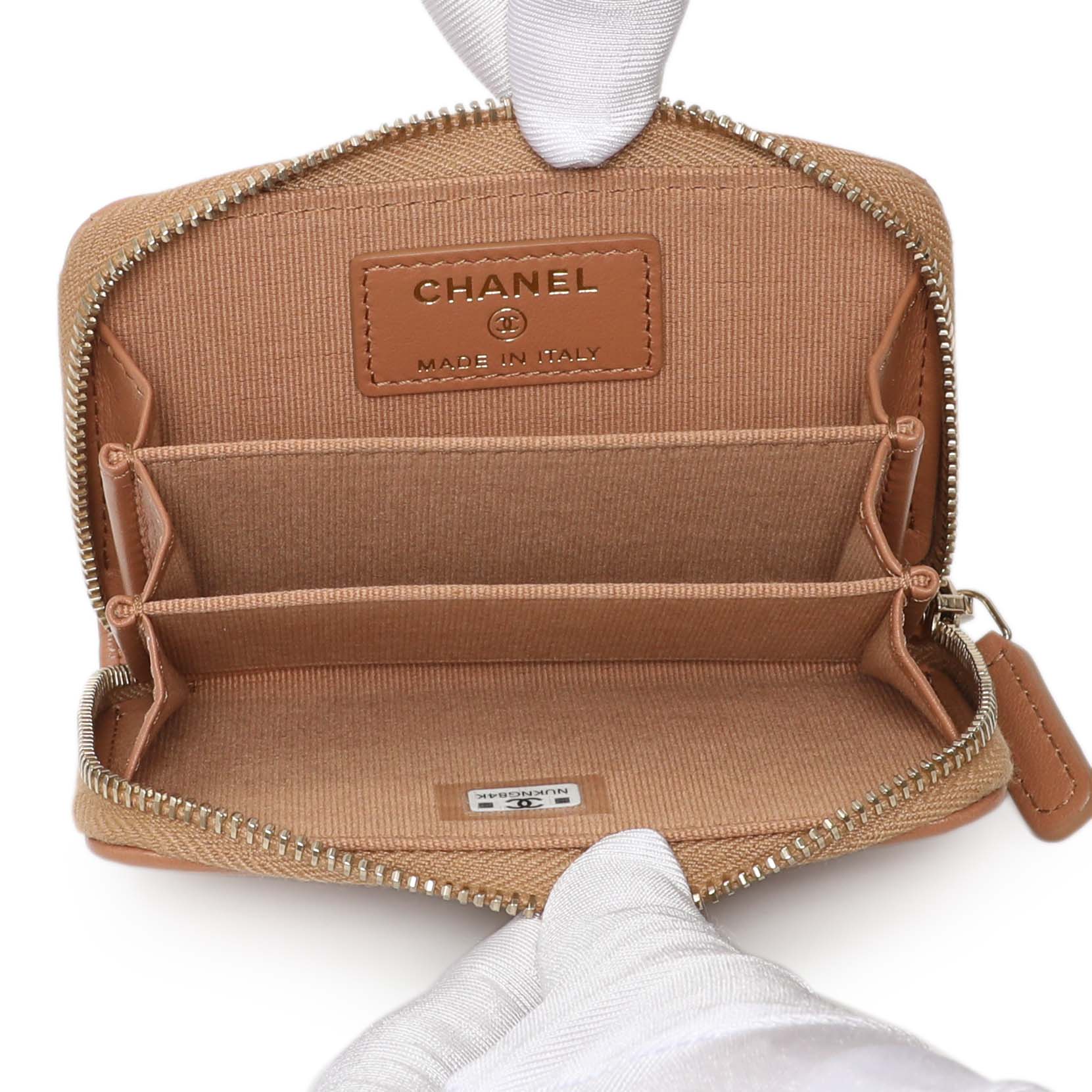 Chanel Brown Quilted Lambskin 19 Zip Around Coin Purse - Image 4