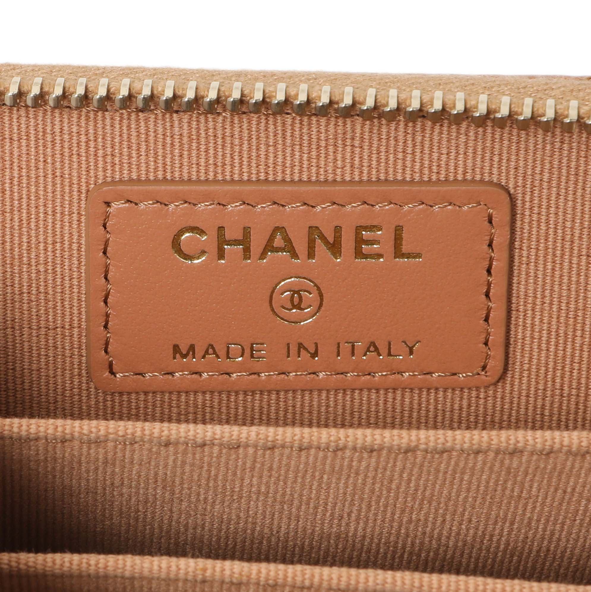 Chanel Brown Quilted Lambskin 19 Zip Around Coin Purse - Image 5