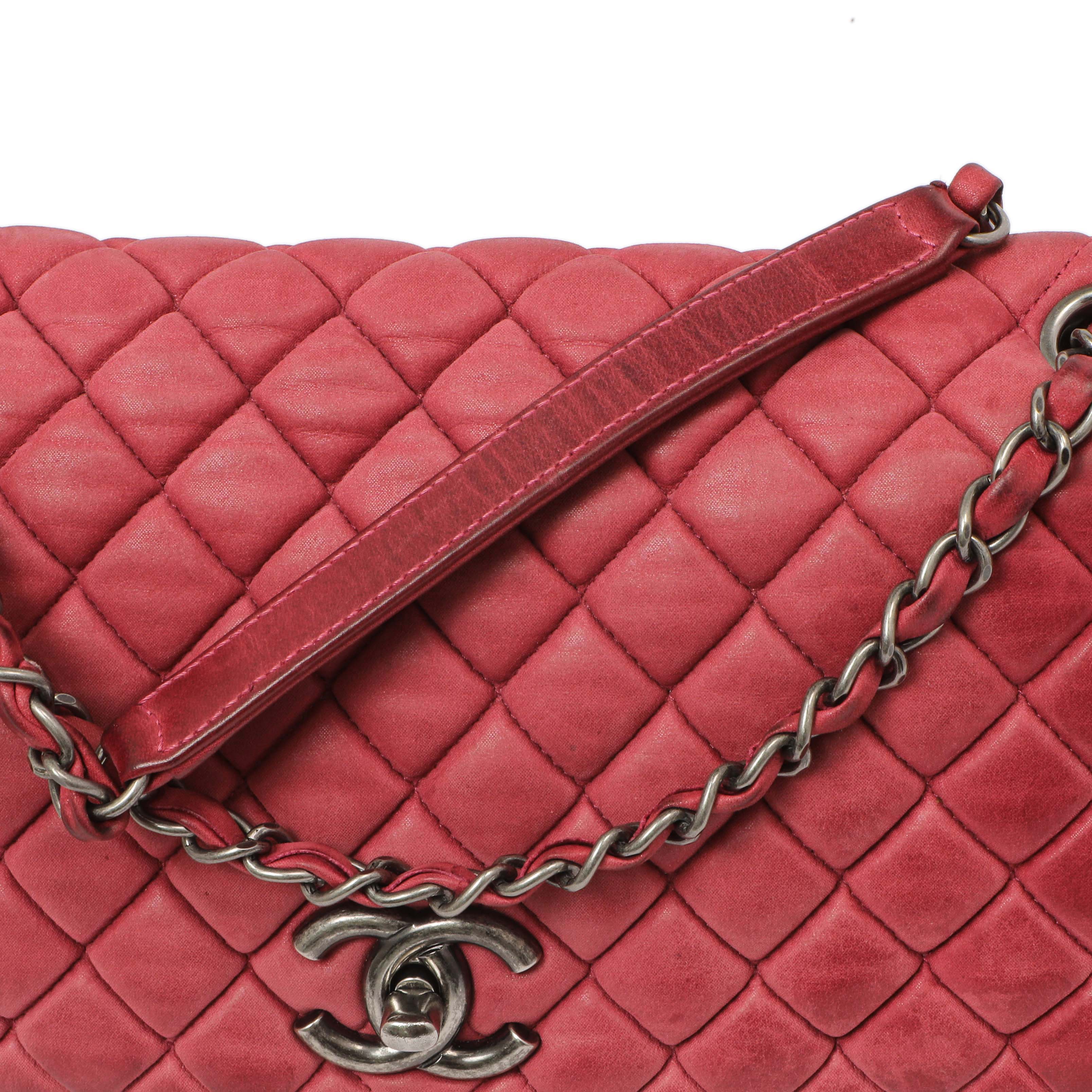 Chanel Burgundy Quilted Iridescent Calfskin Large New Bubble Flap - Image 13