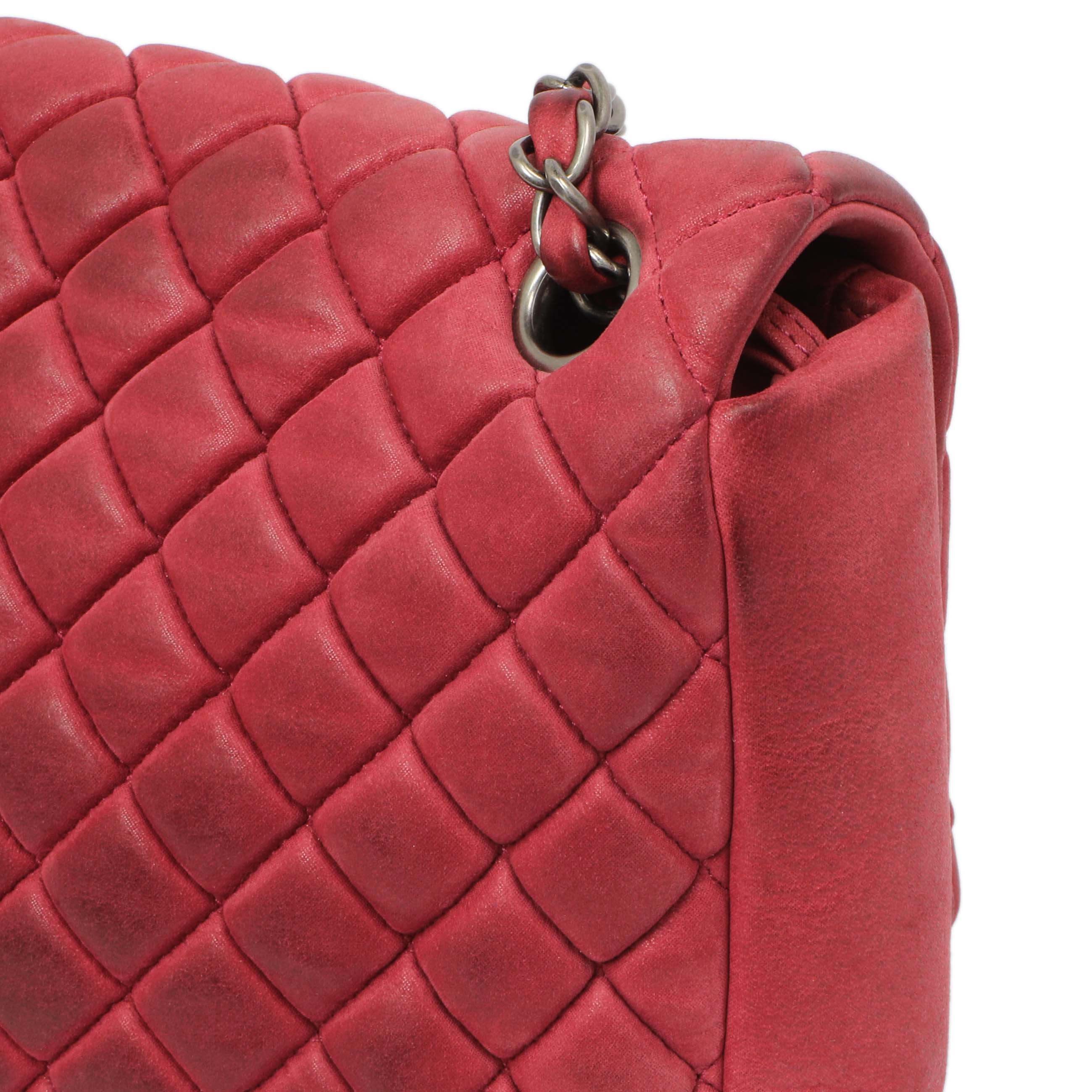 Chanel Burgundy Quilted Iridescent Calfskin Large New Bubble Flap - Image 15