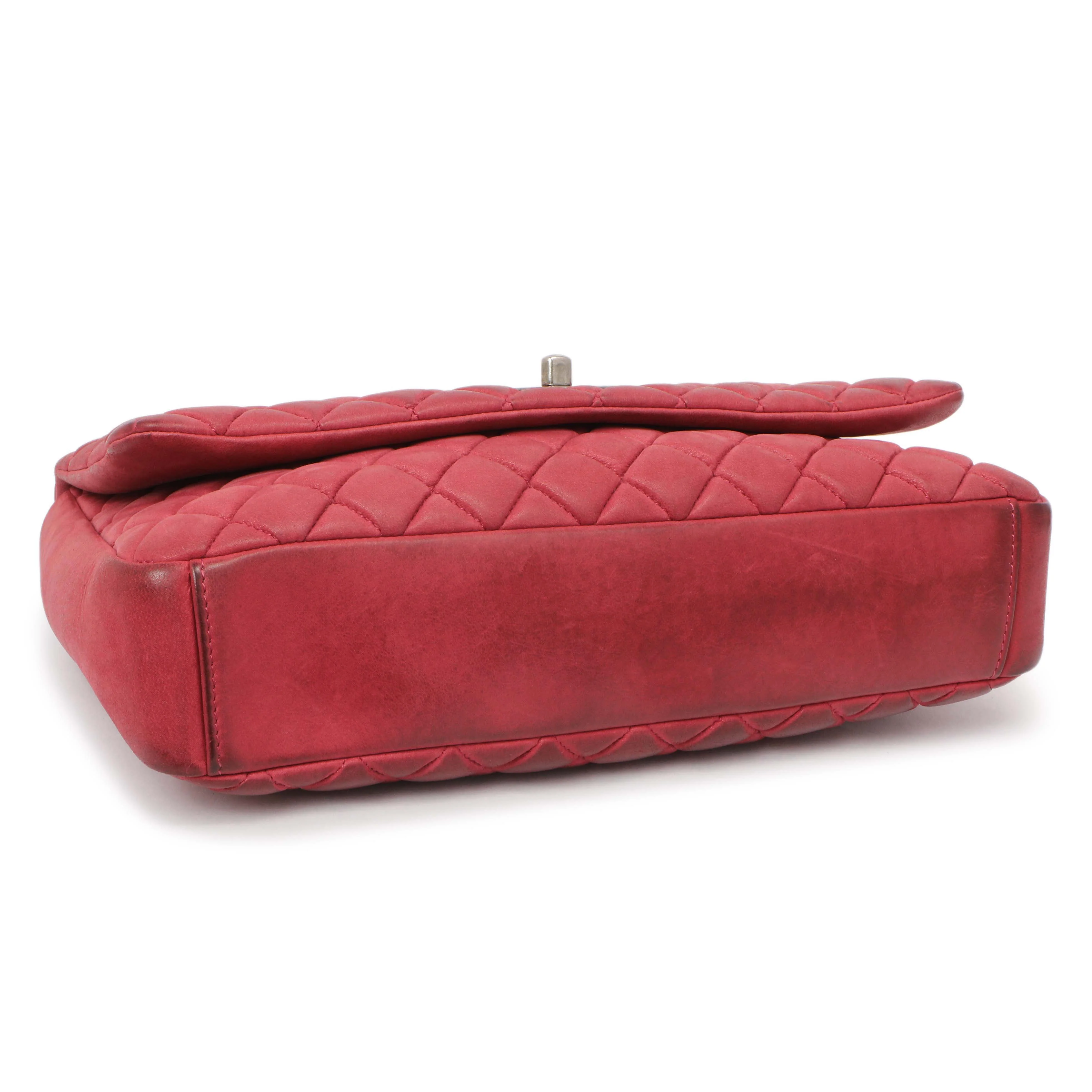 Chanel Burgundy Quilted Iridescent Calfskin Large New Bubble Flap - Image 4