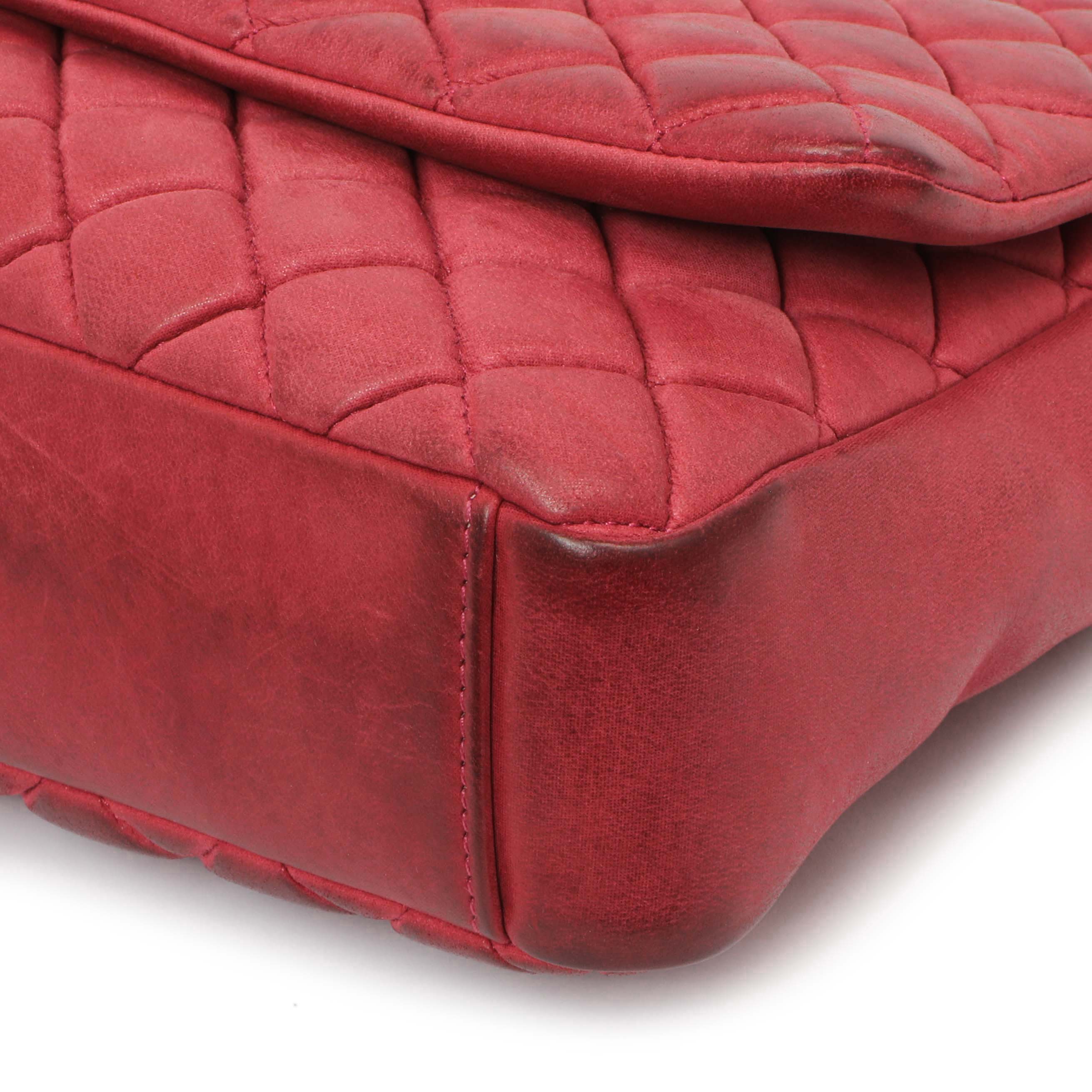 Chanel Burgundy Quilted Iridescent Calfskin Large New Bubble Flap - Image 6