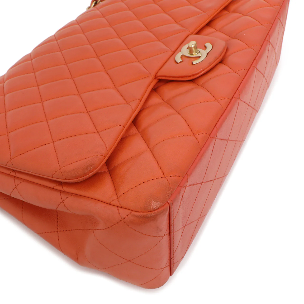 Chanel Coral Quilted Lambskin Maxi Classic Single Flap - Image 4