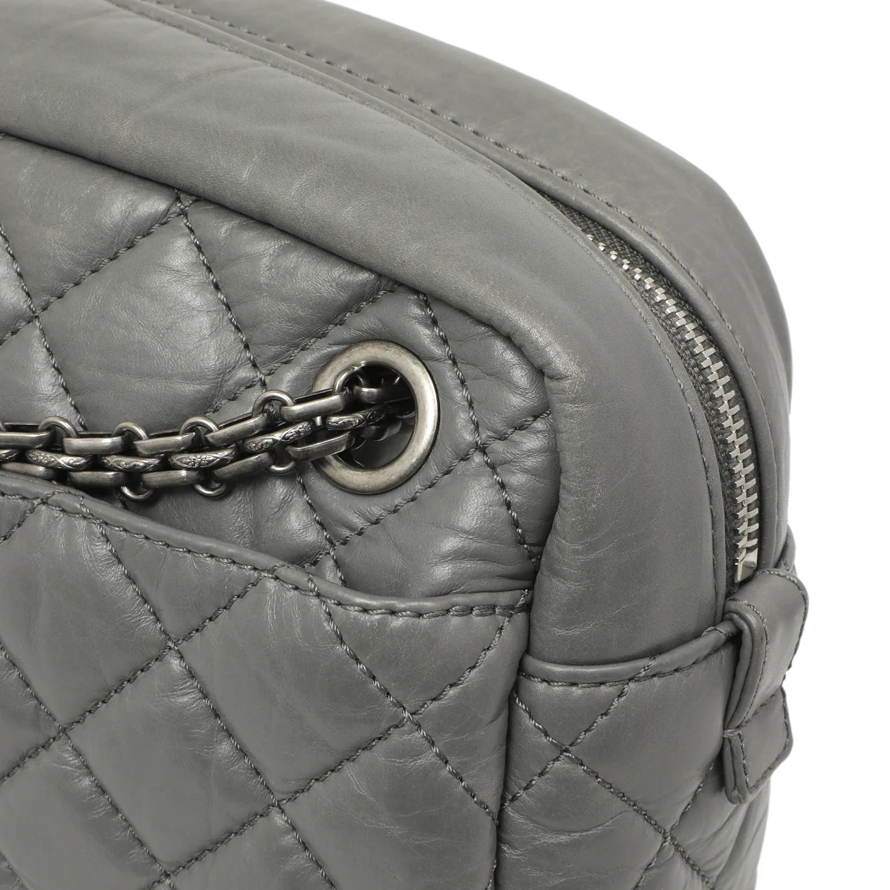 Chanel Grey Aged Calfskin Reissue Camera Bag - Image 12