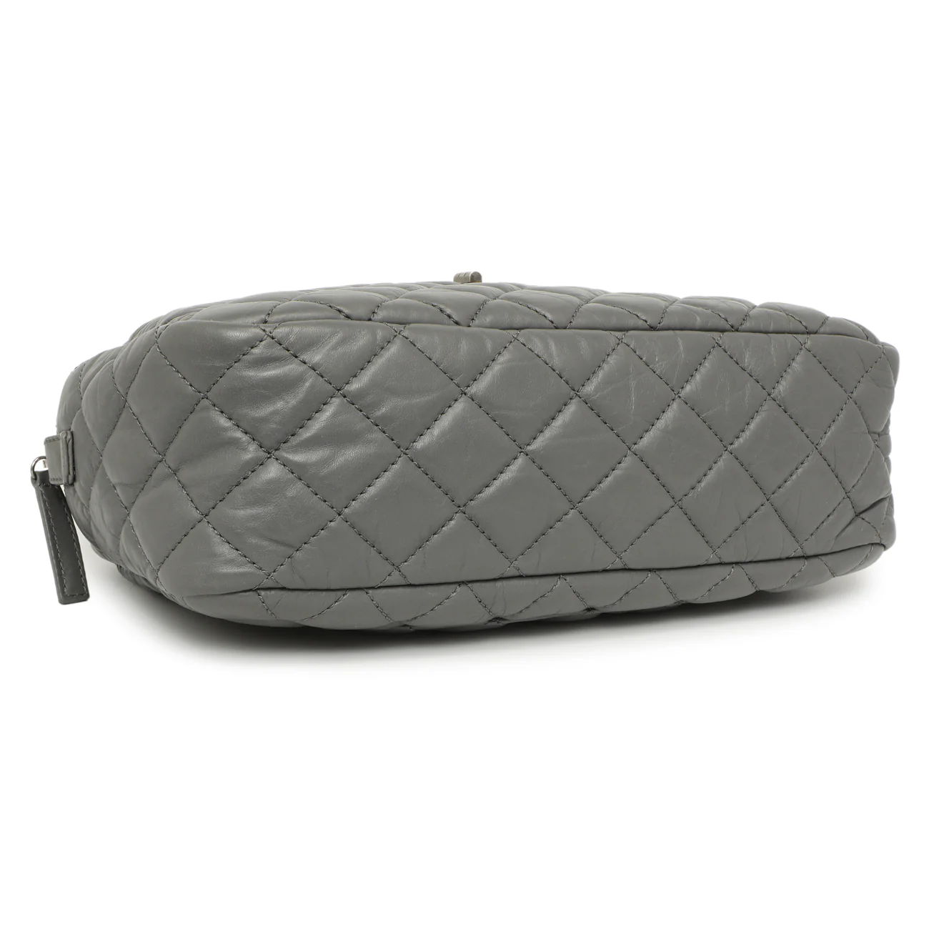 Chanel Grey Aged Calfskin Reissue Camera Bag - Image 4