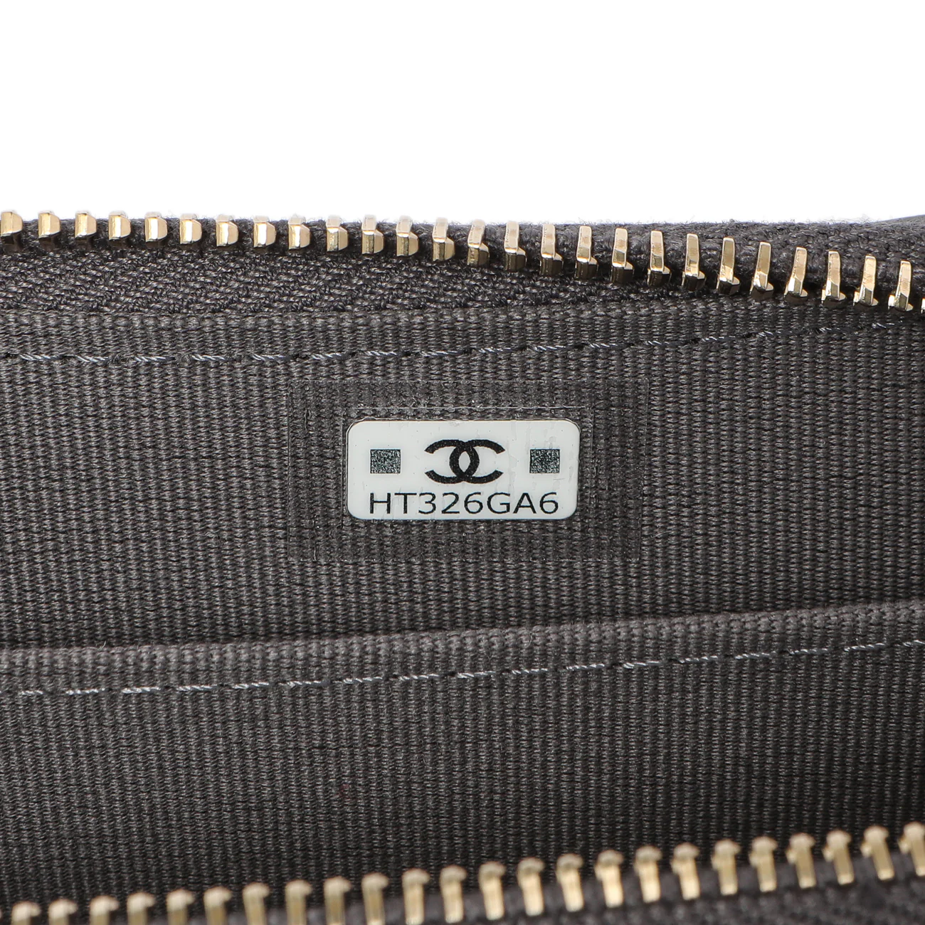 Chanel Grey Quilted Lambskin 19 Vertical Zip Card Holder Wallet - Image 5