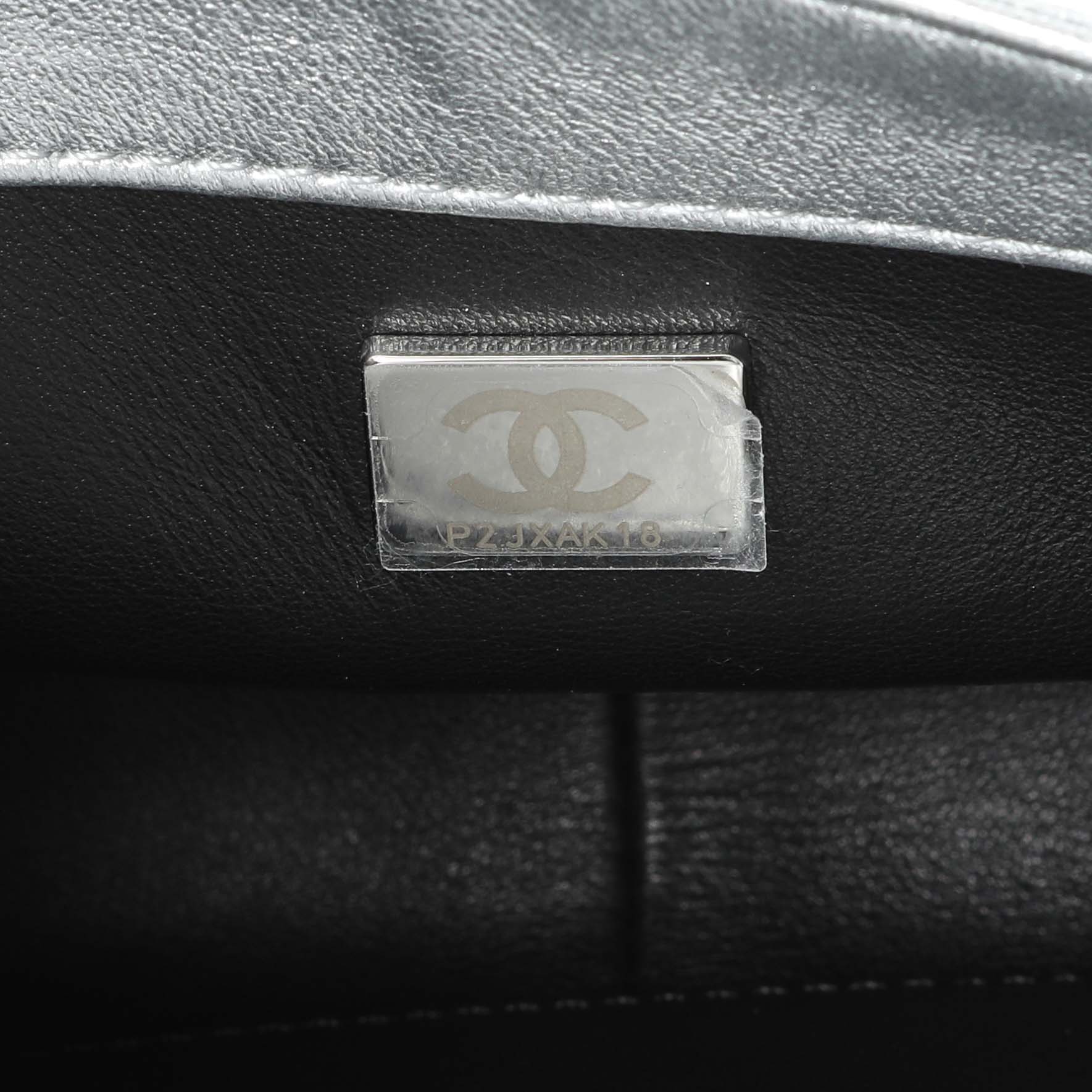 Chanel Mini Chain Rows Flap Bag - Image 6