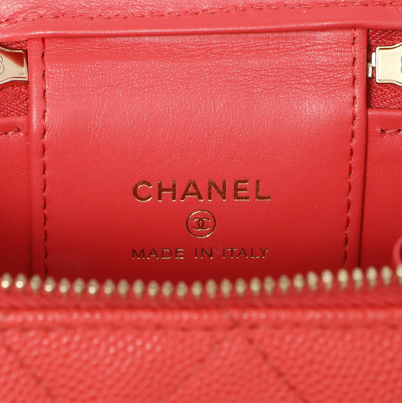 Chanel Orange Caviar Mini Vanity Case With Chain - Image 6