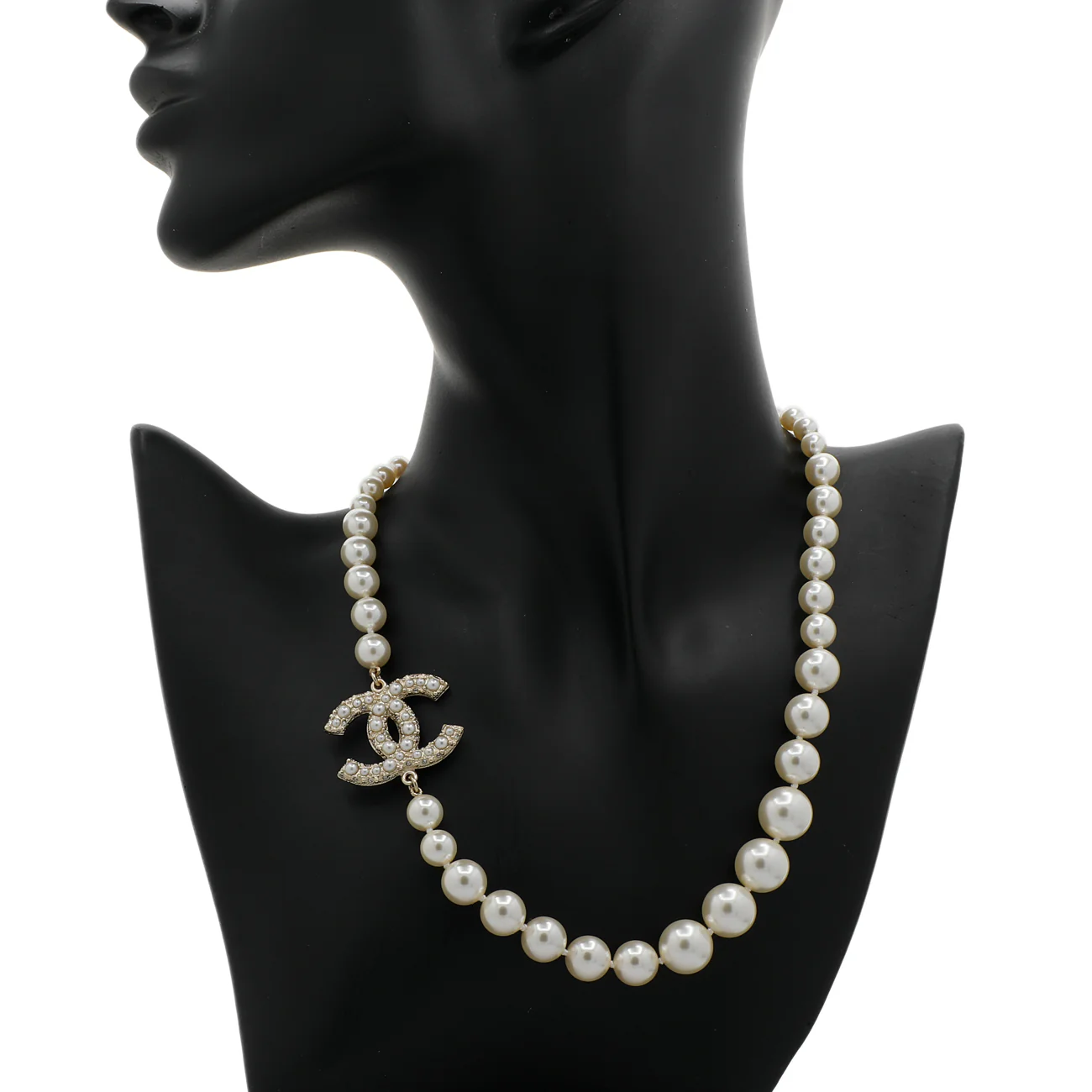 Chanel Pearl CC Choker Necklace - Image 4