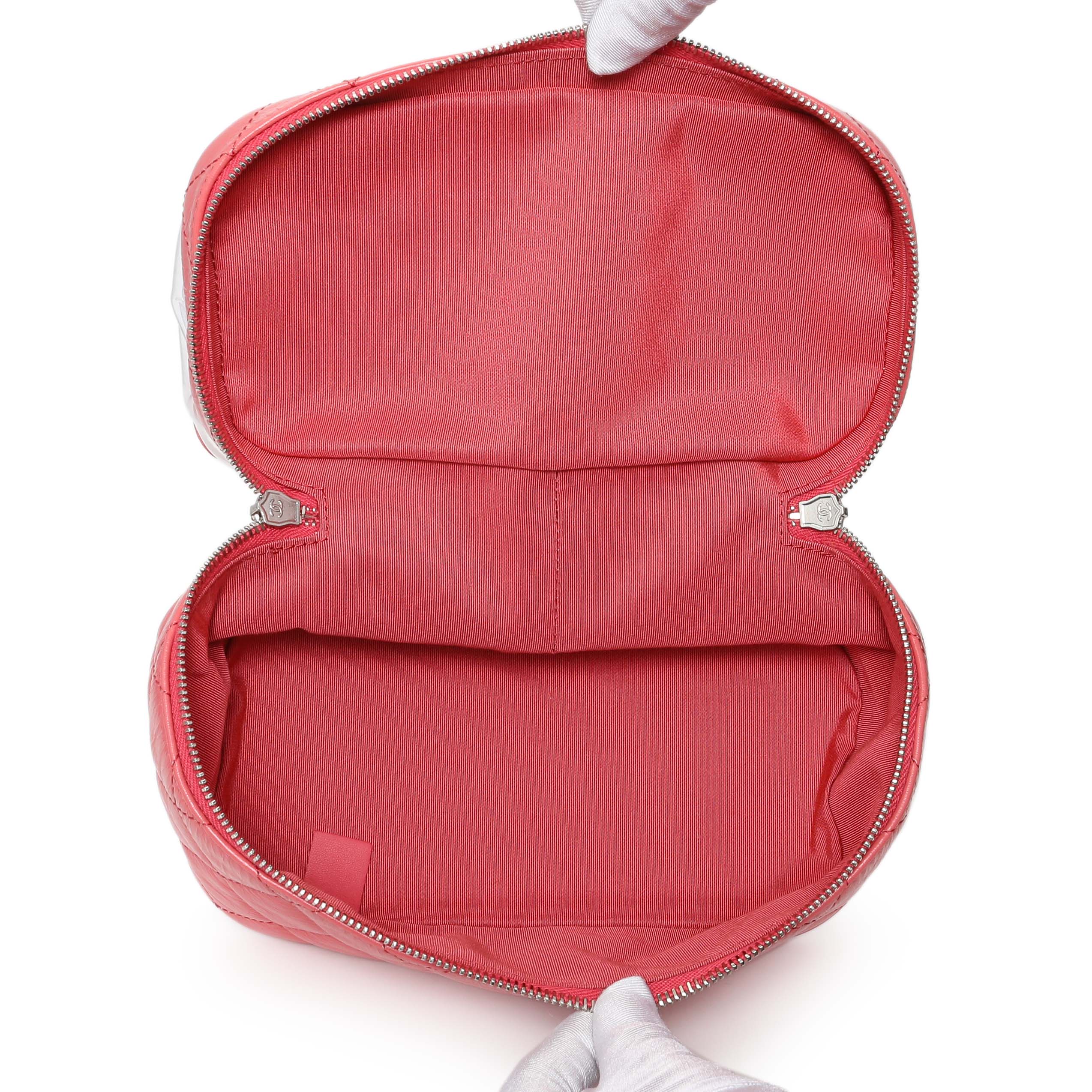 Chanel Pink Crumpled Calfskin PVC Quilted Aquarium Backpack - Image 10
