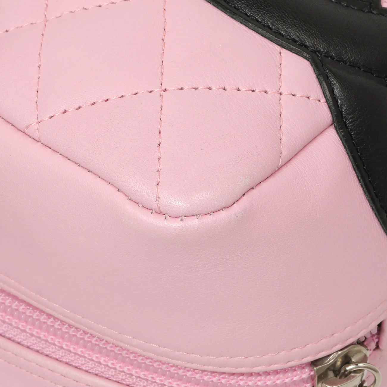 Chanel Pink Quilted Calfskin Large Cambon Bowler - Image 8