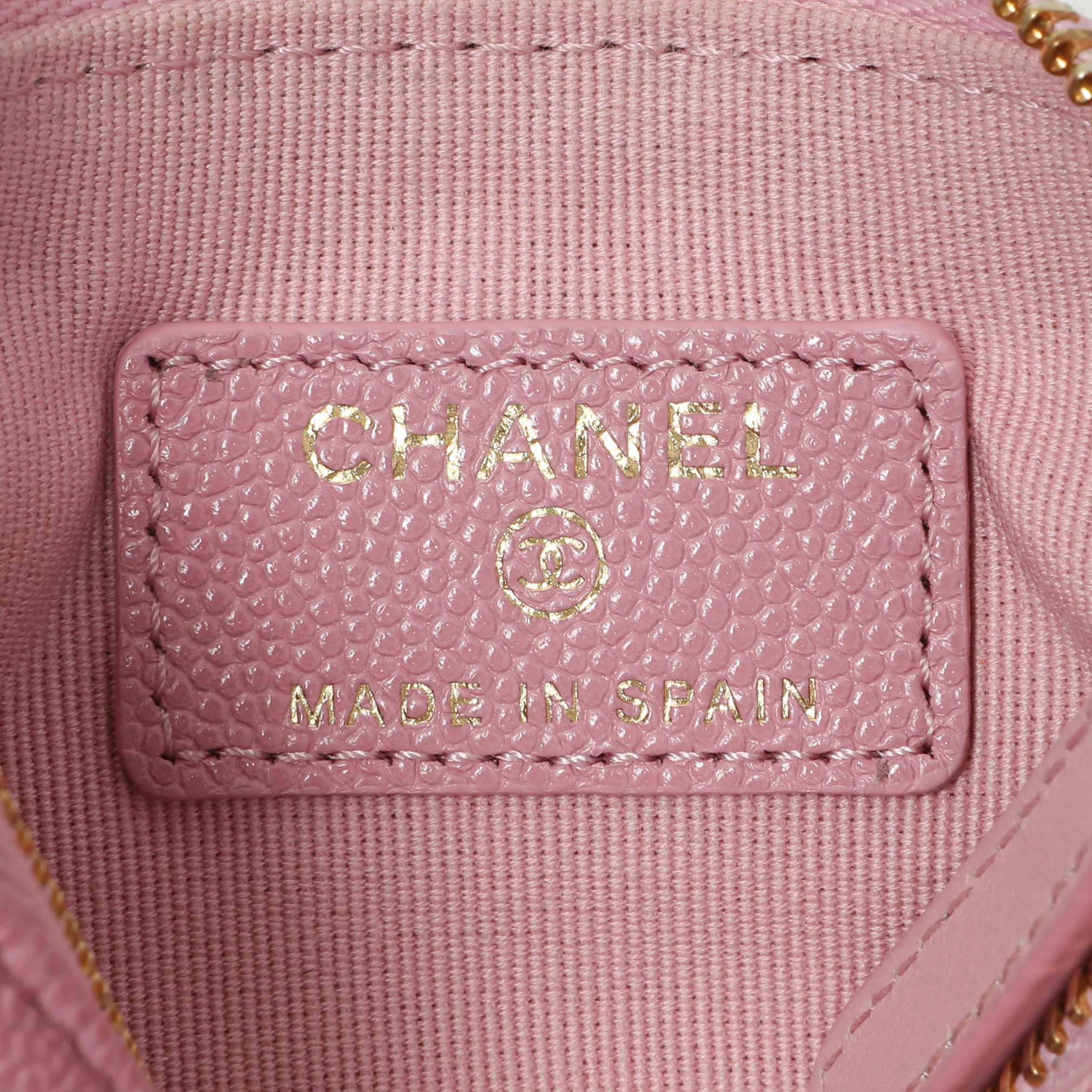 Chanel Pink Quilted Caviar Small Cosmetic Case - Image 5