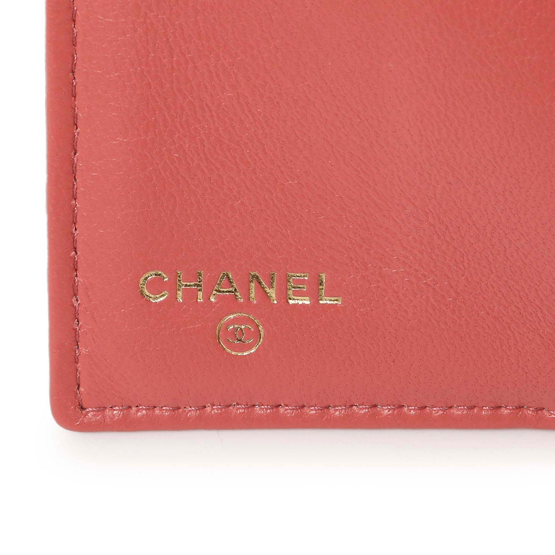Chanel Pink Quilted Lambskin 19 Small Flap Wallet - Image 5