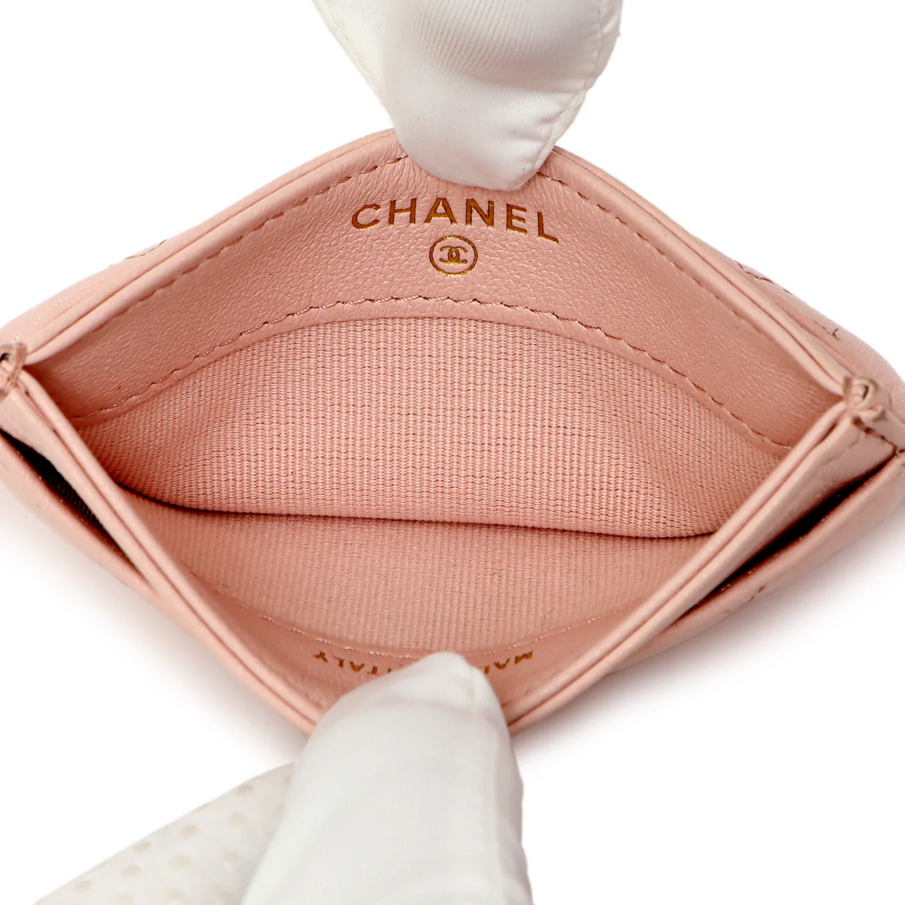 Chanel Pink Quilted Lambskin Card Holder - Image 4
