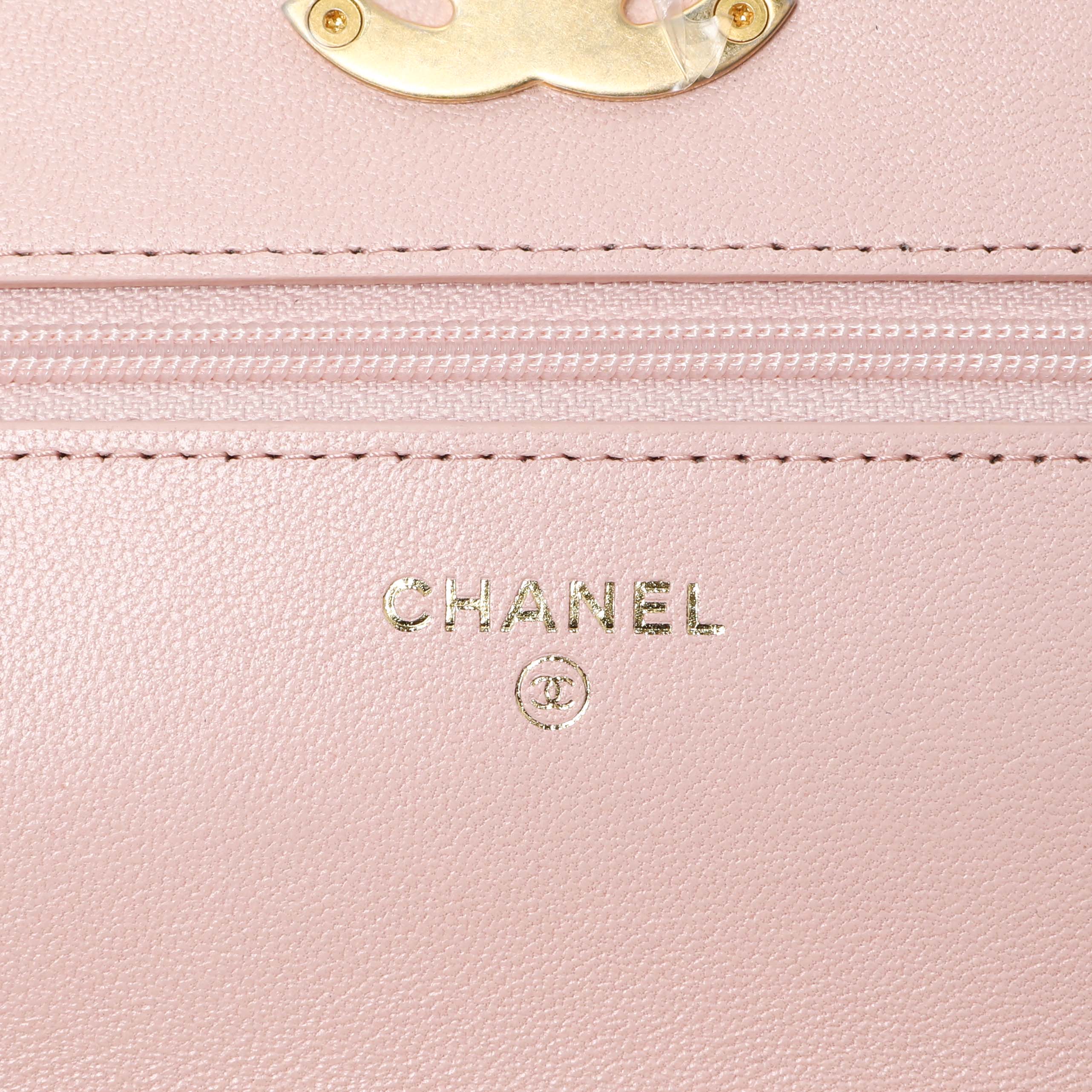 Chanel Pink Quilted Lambskin Chanel 19 Wallet on Chain - Image 6