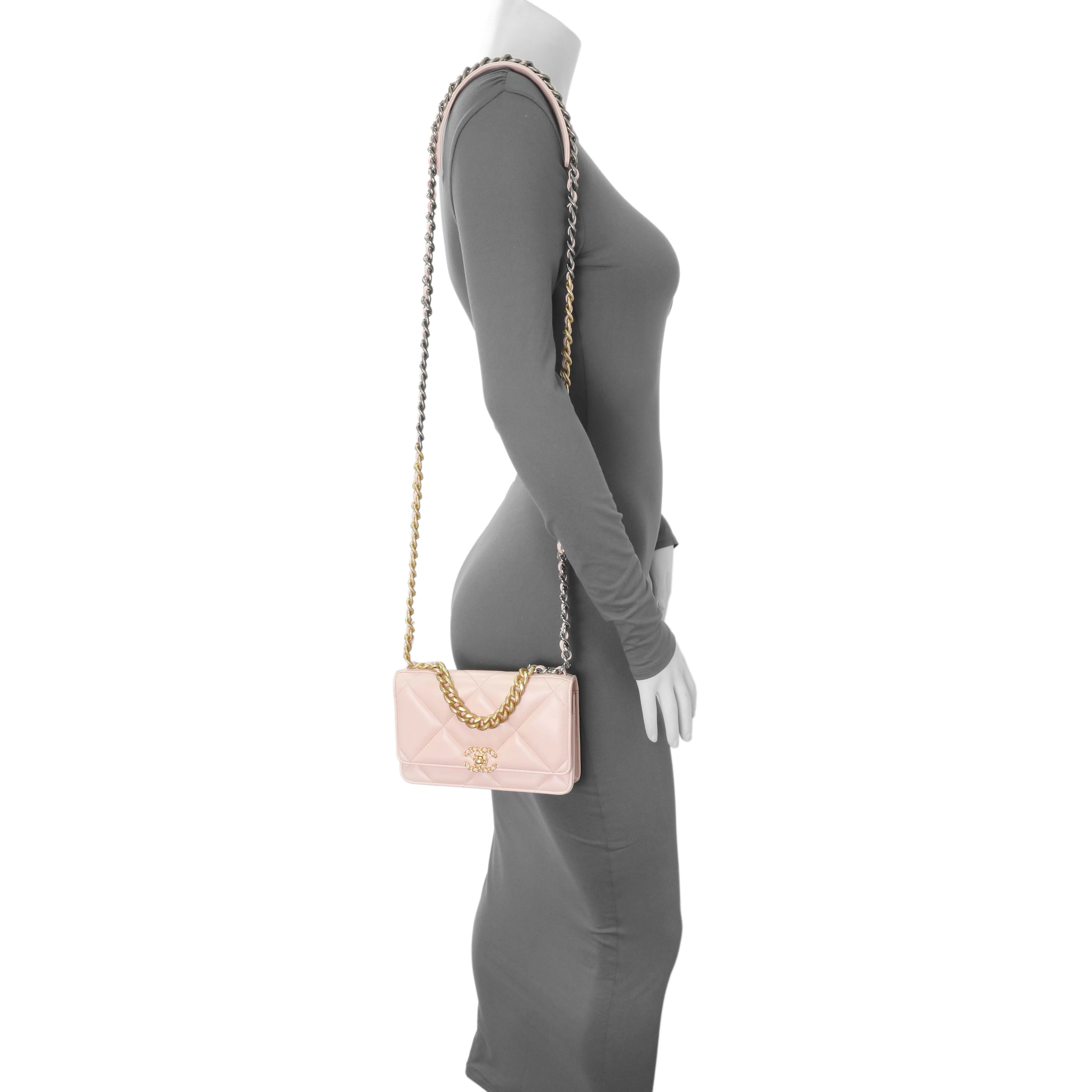 Chanel Pink Quilted Lambskin Chanel 19 Wallet on Chain - Image 8