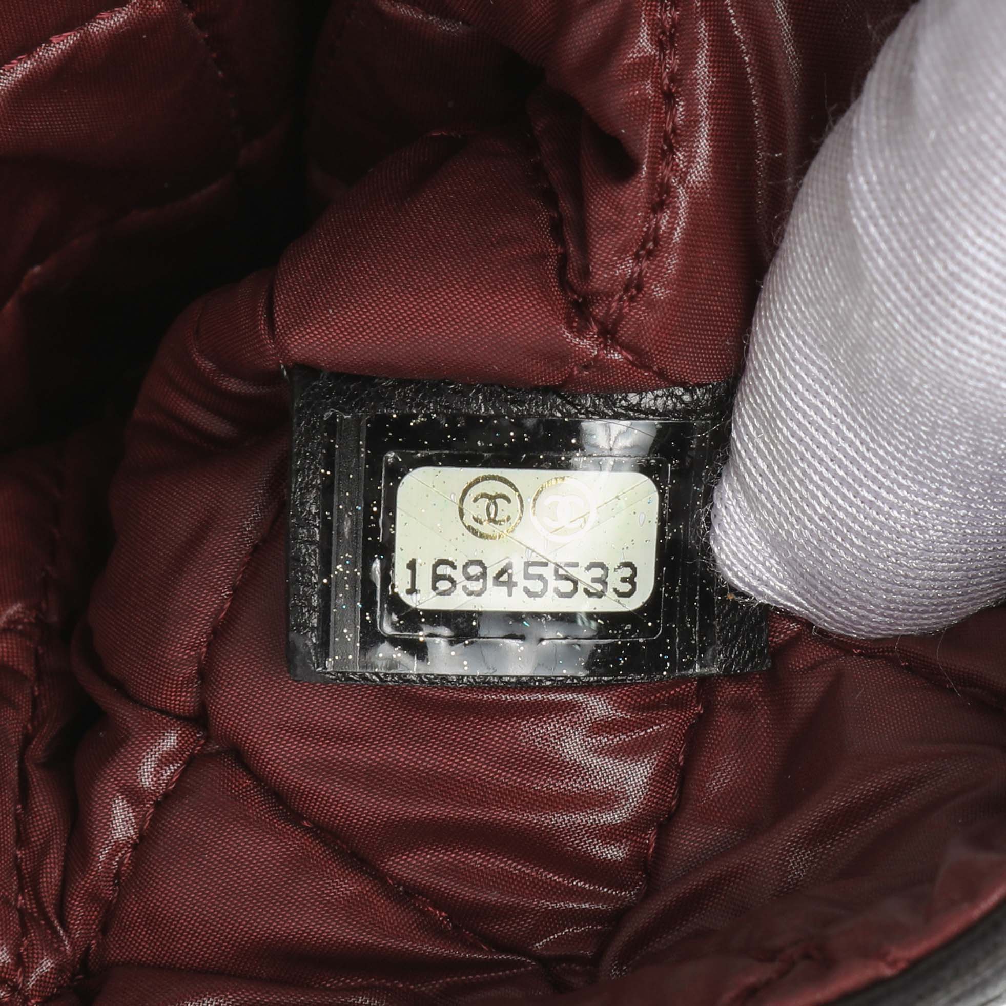 Chanel Quilted Lambskin Flap Cosmetic Case - Image 10