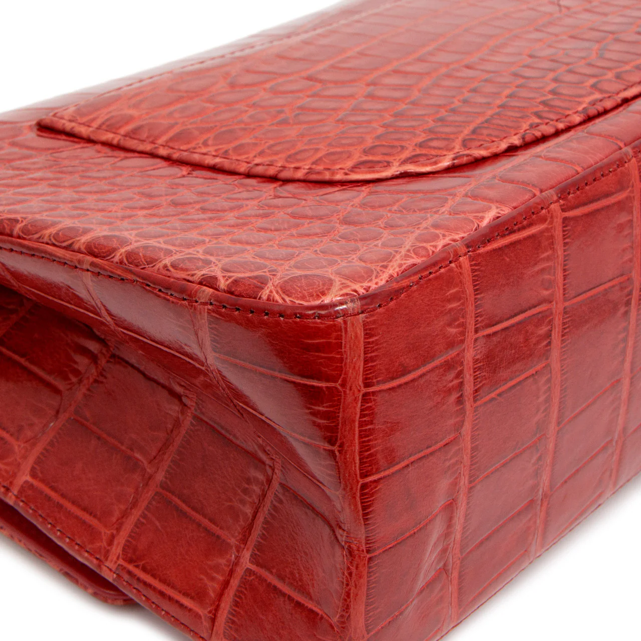 Chanel  Red Alligator Reissue 2.55 Double Flap 226 - Image 8