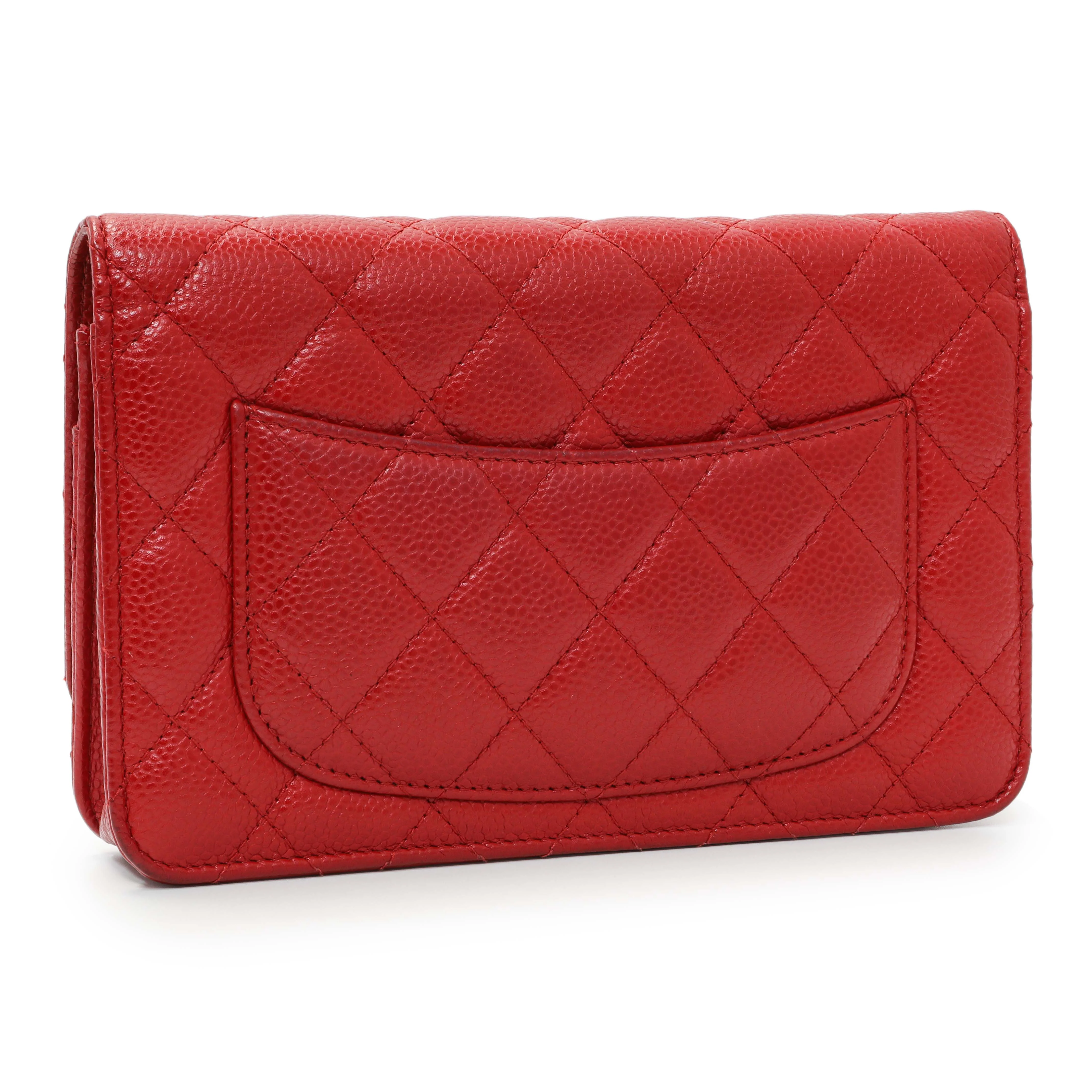 Chanel Red Caviar Classic Wallet On Chain - Image 2