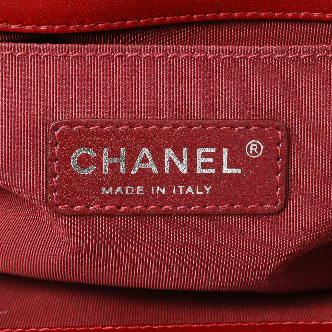 Chanel Red Quilted Calfskin Medium Boy Flap - Image 10