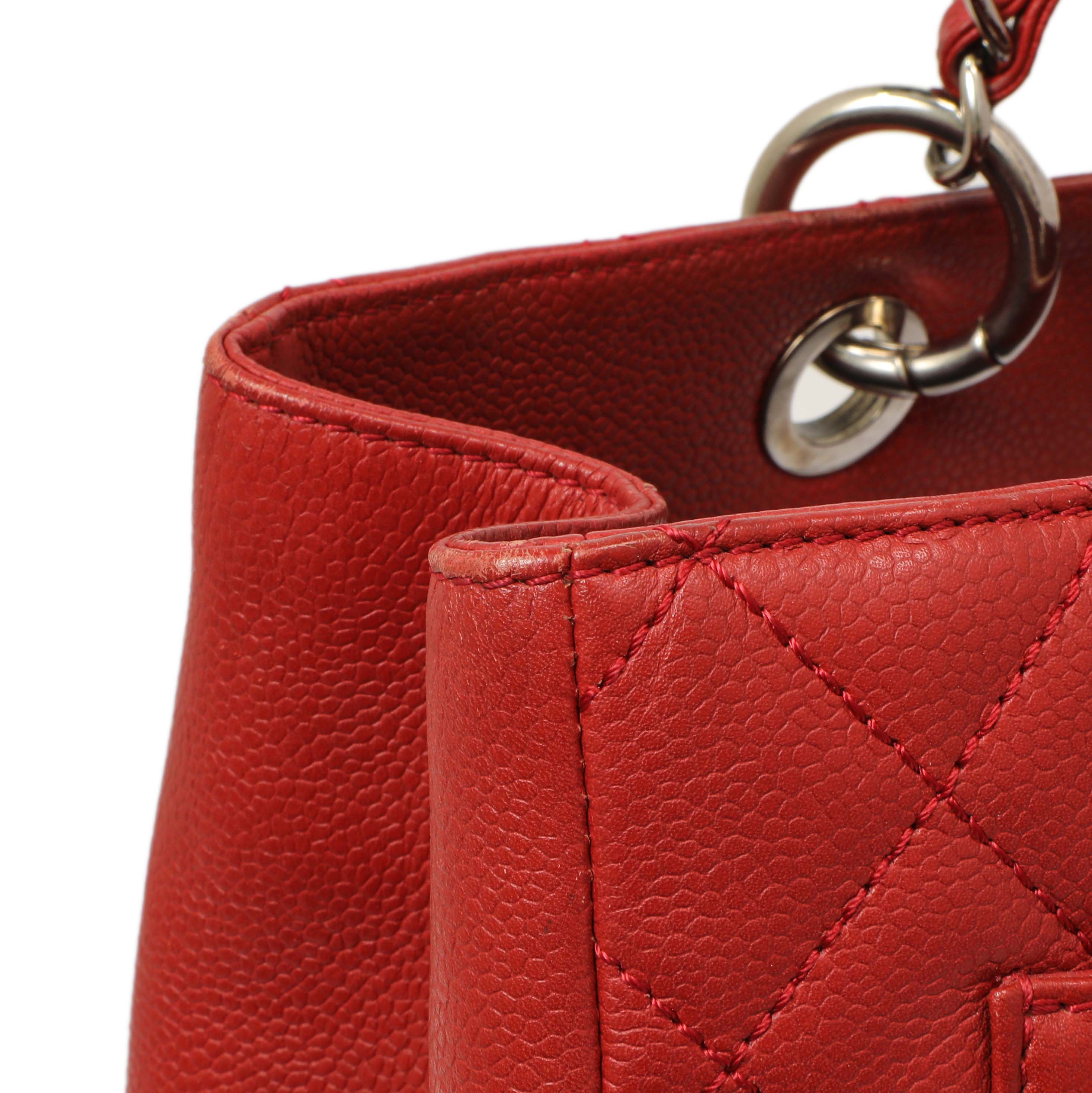 Chanel Red Quilted Caviar Grand Shopping Tote GST - Image 13