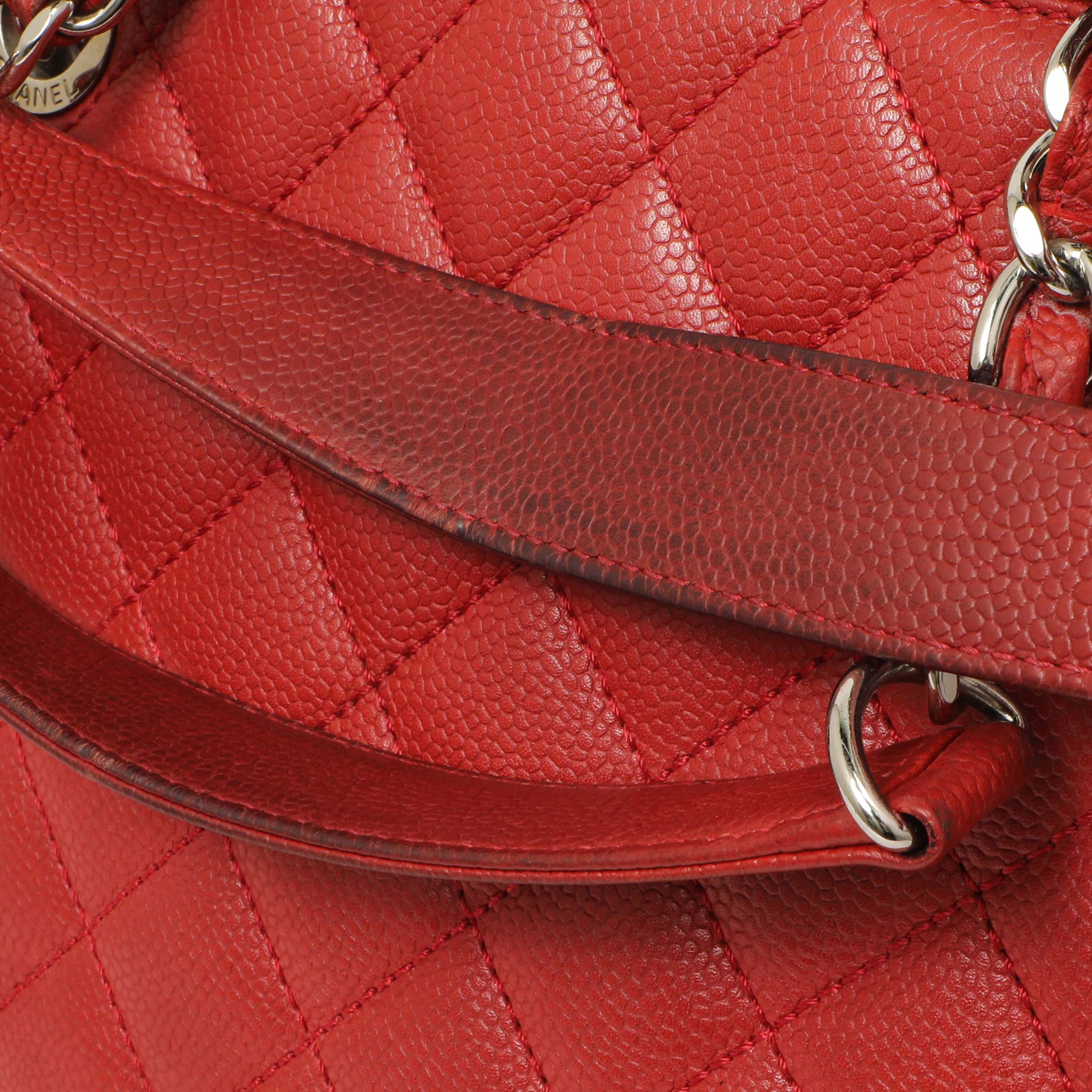 Chanel Red Quilted Caviar Grand Shopping Tote GST - Image 15