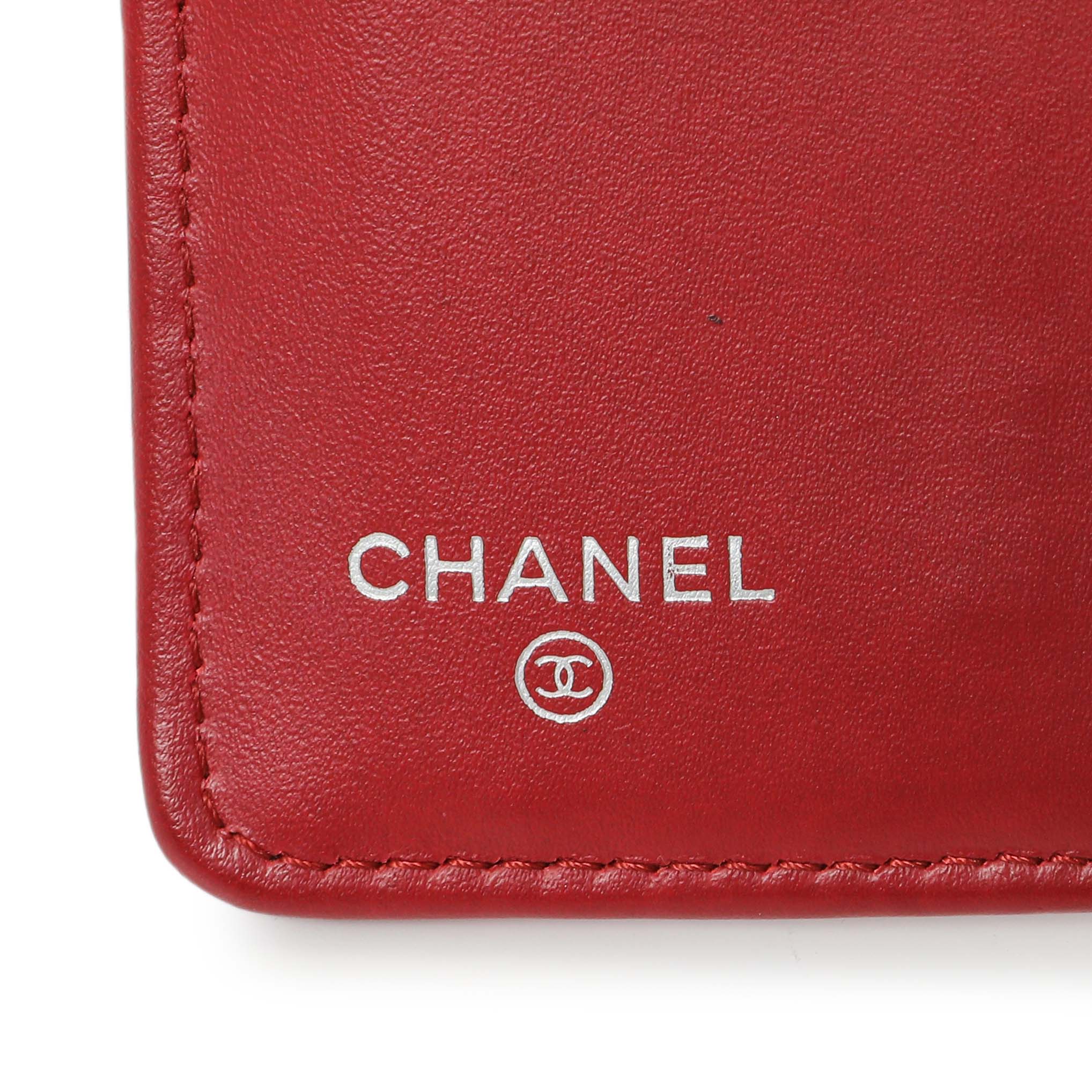 Chanel Red Quilted Caviar Yen Wallet - Image 13