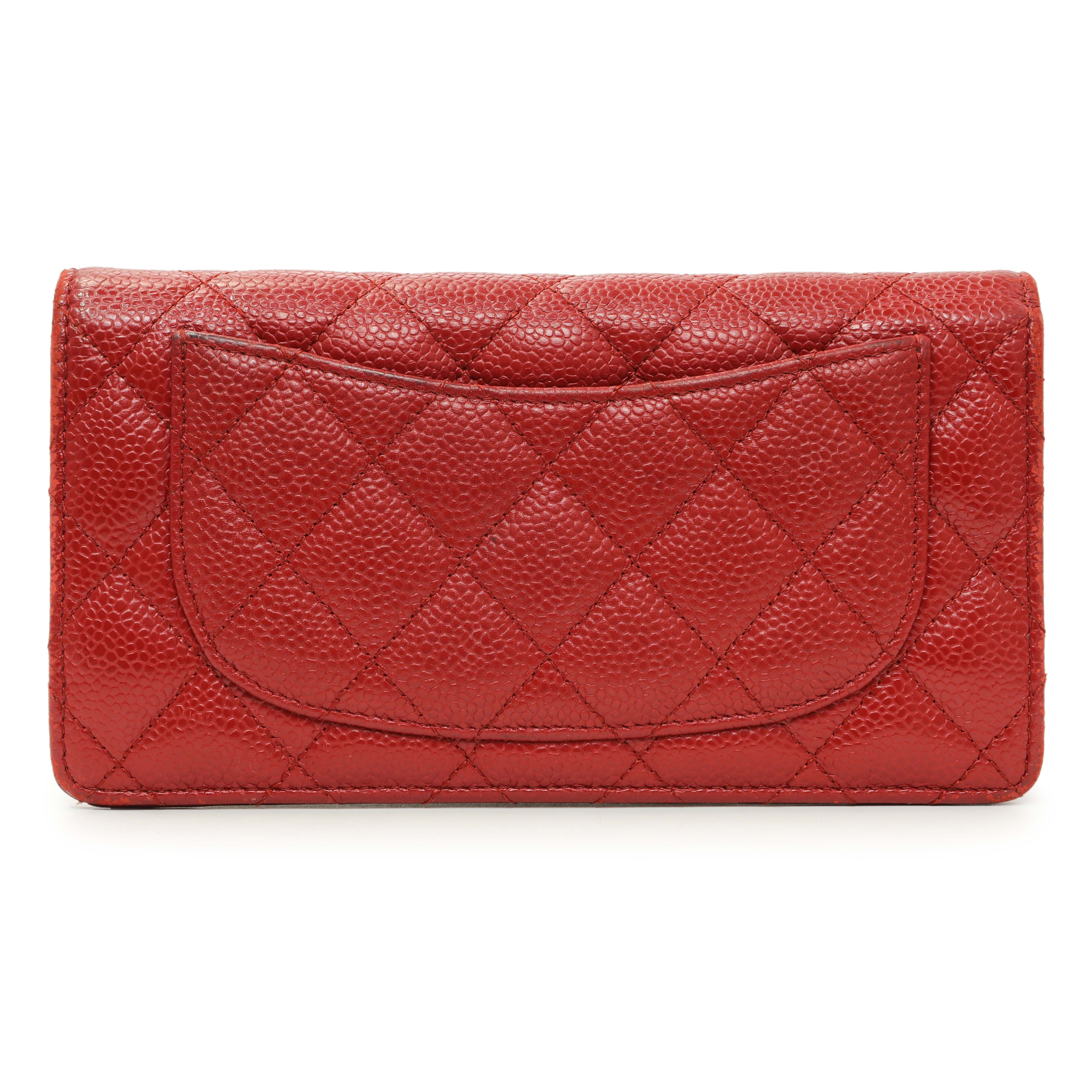 Chanel Red Quilted Caviar Yen Wallet - Image 2