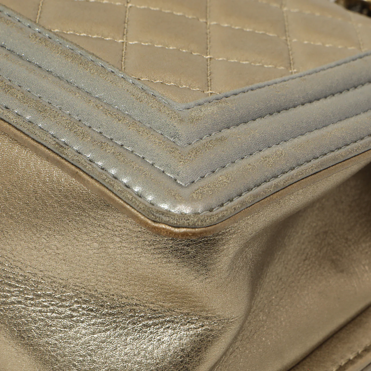 Chanel Silver Gold Quilted Calfskin Medium Boy Bag - Image 7