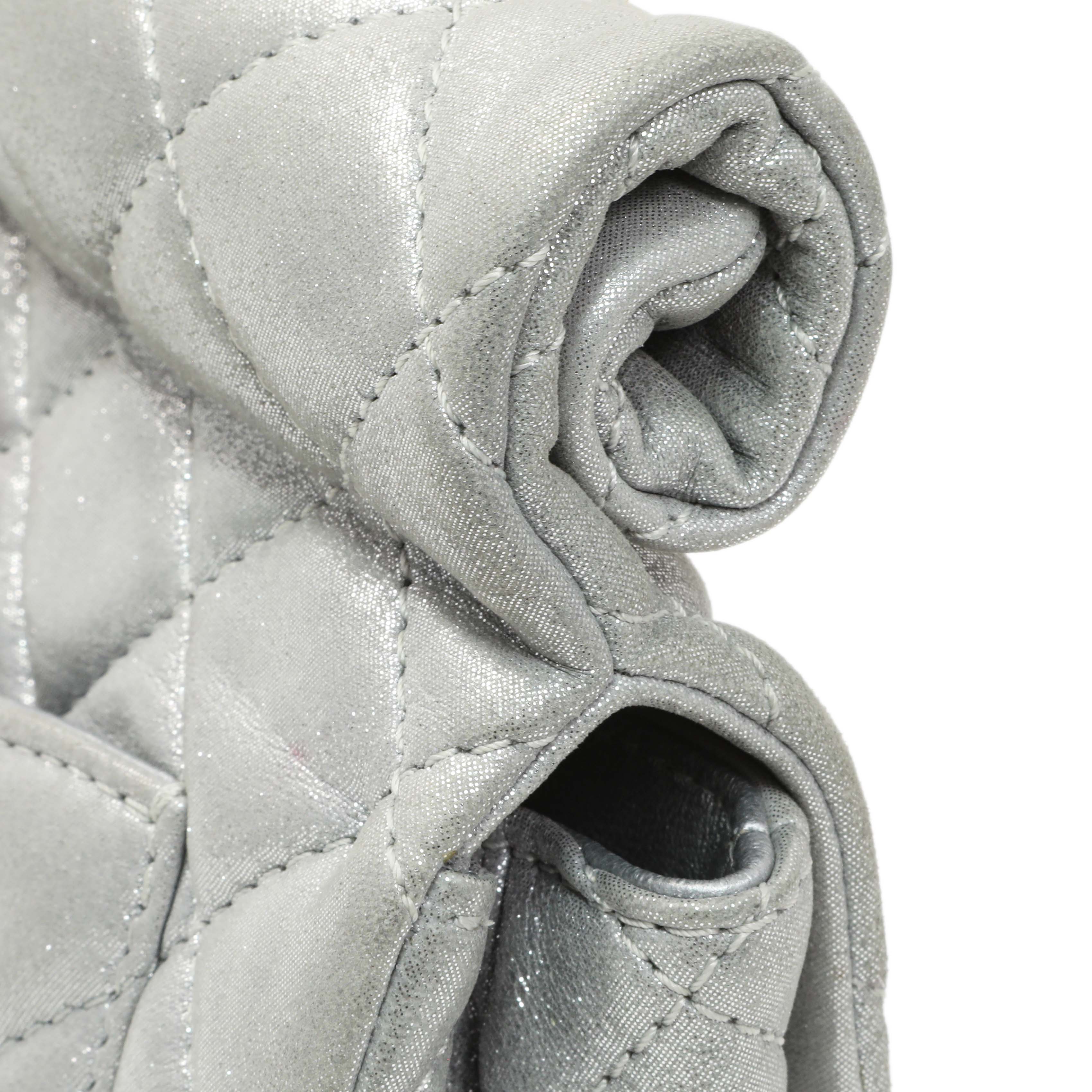 Chanel Silver Iridescent Calfskin Roll Reissue Clutch - Image 12
