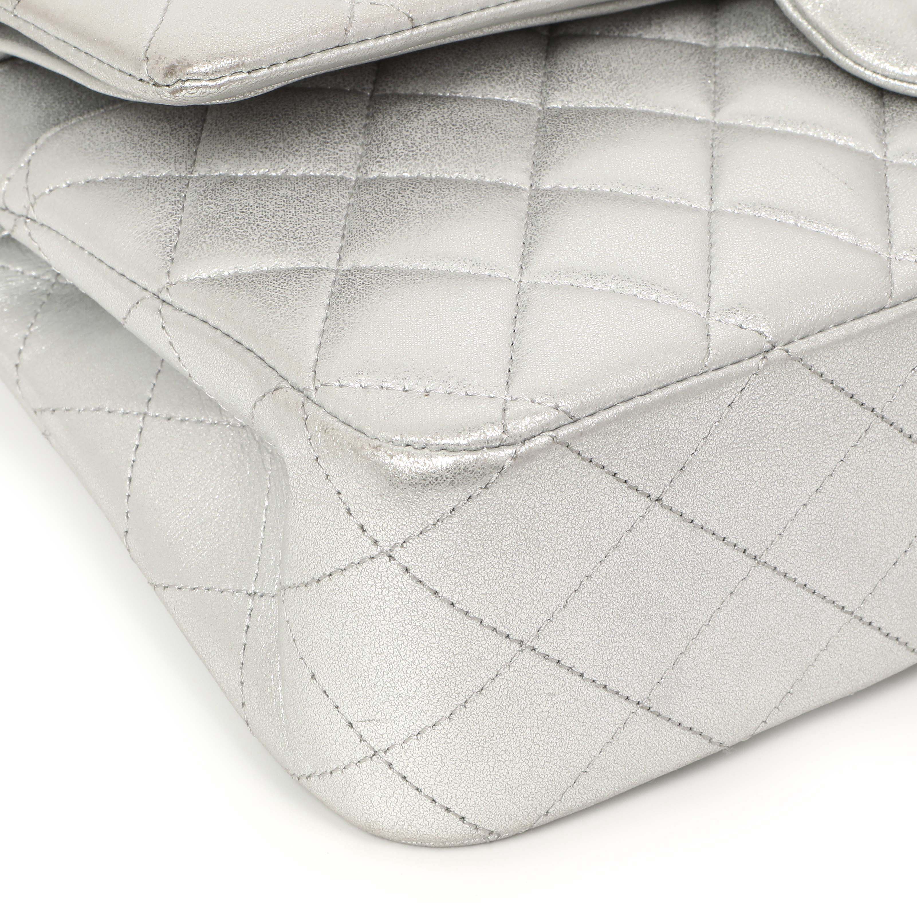 Chanel Silver Quilted Calfskin Medium Classic Double Flap - Image 5