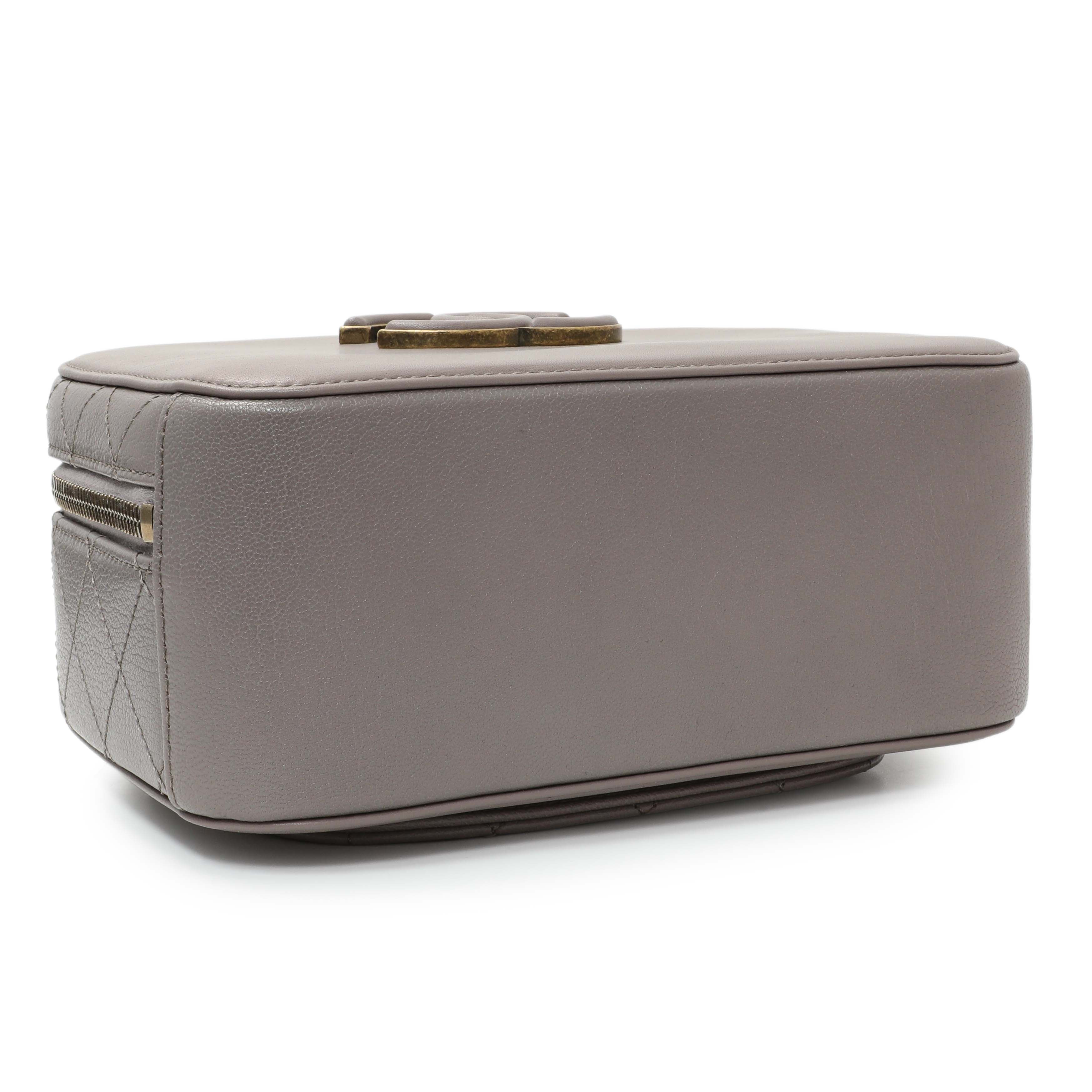 Chanel Taupe Calfskin Coco Curve Vanity Case - Image 4