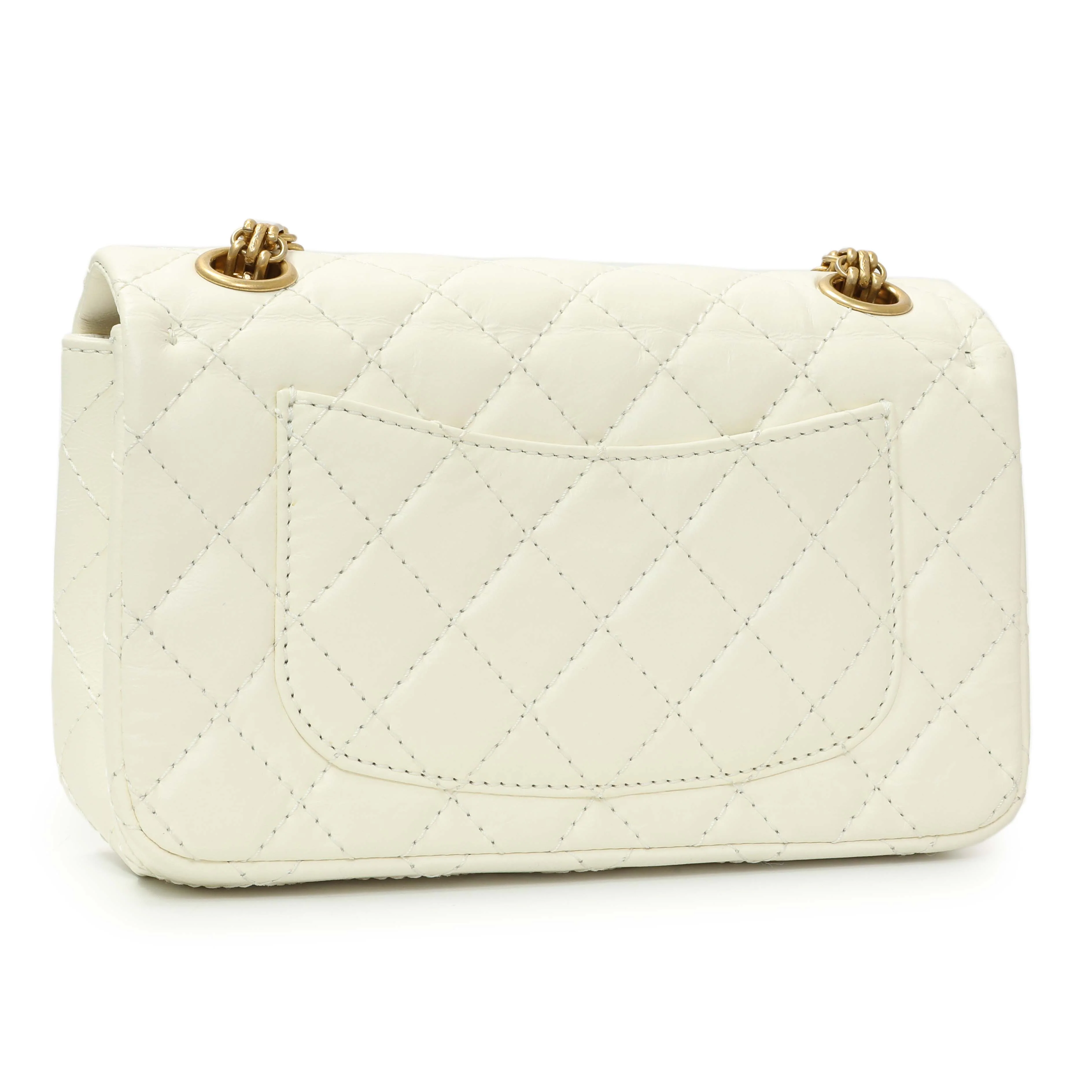 Chanel White Quilted Aged Calfskin 2.55 Reissue Flap 224 - Image 2