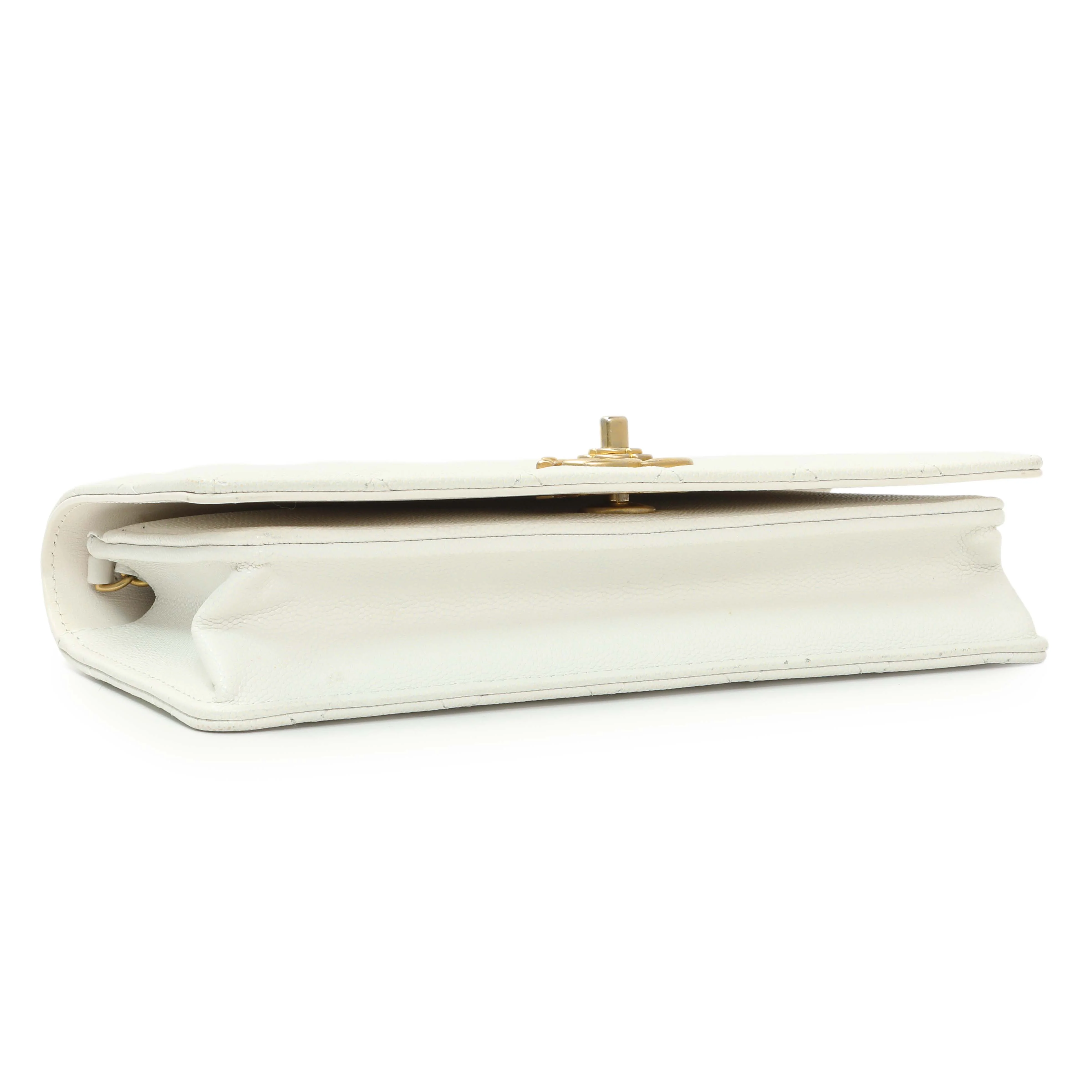 Chanel White Quilted Caviar Camellia Chain Flap - Image 3